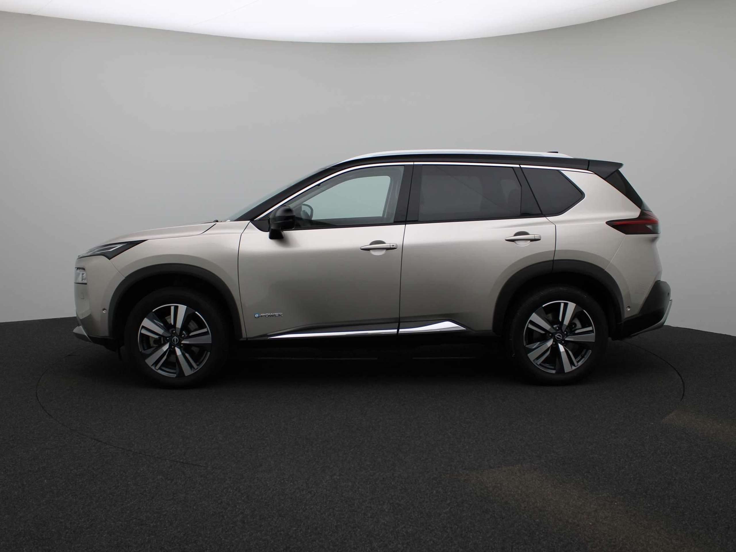 Nissan - X-Trail