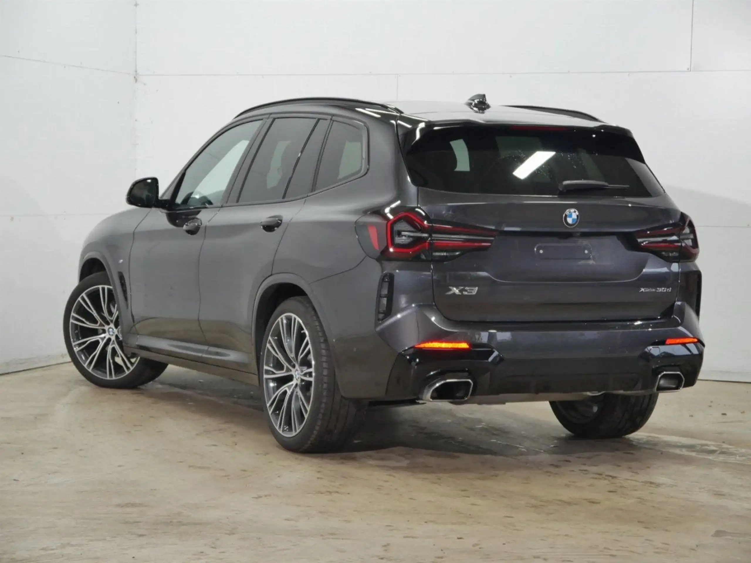 BMW - X3