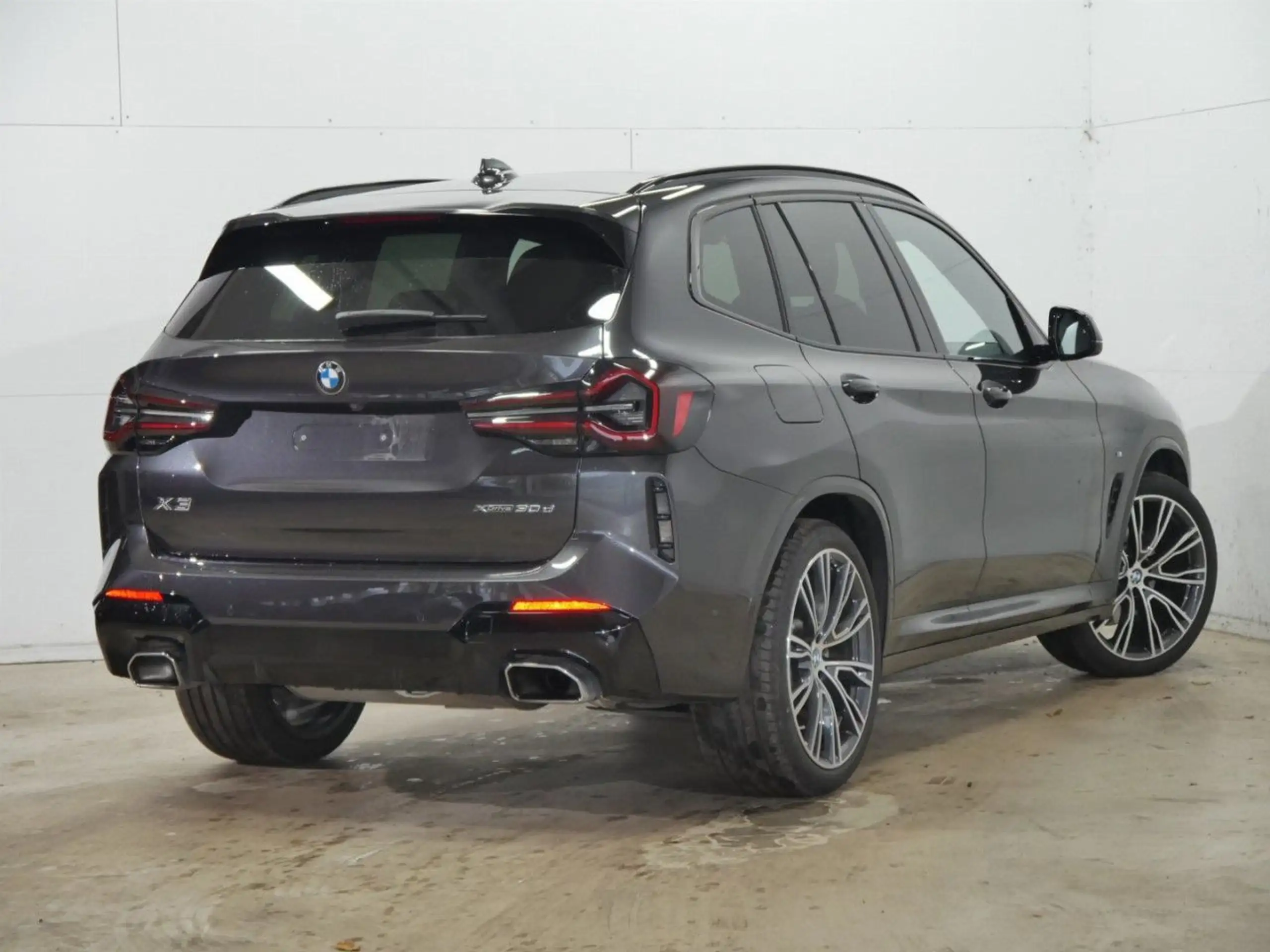 BMW - X3