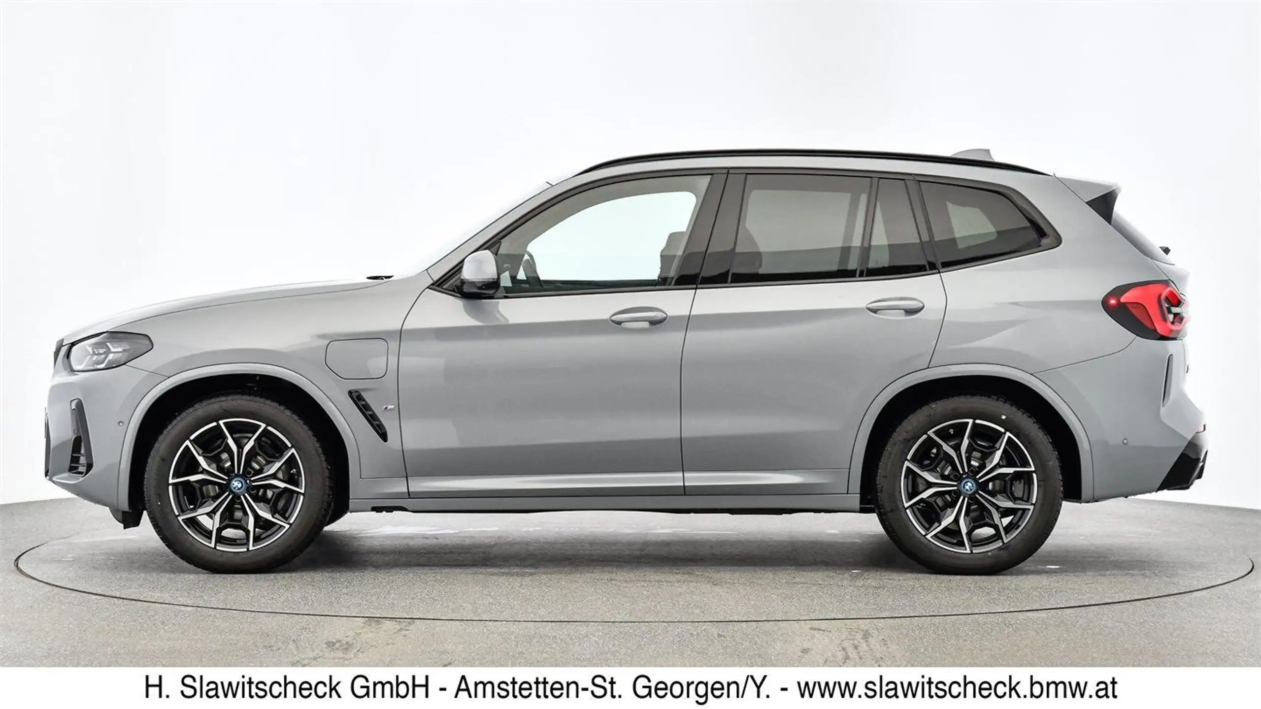 BMW - X3