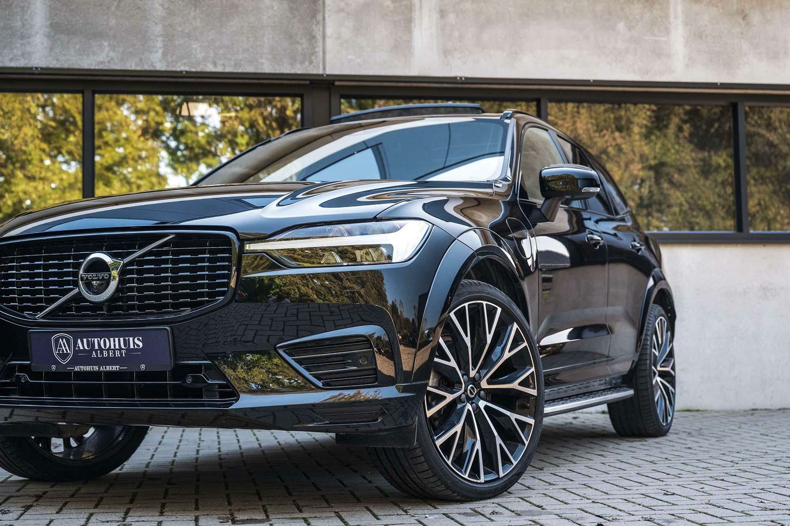 Volvo - XC60