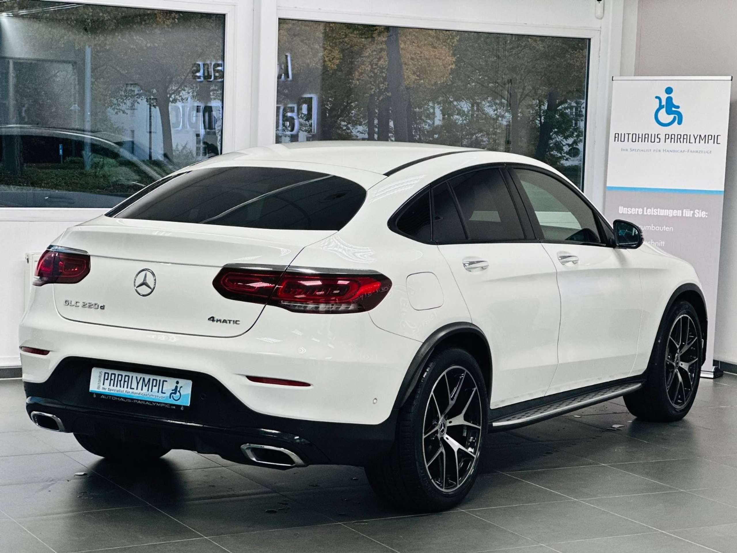 Mercedes-Benz - GLC 220