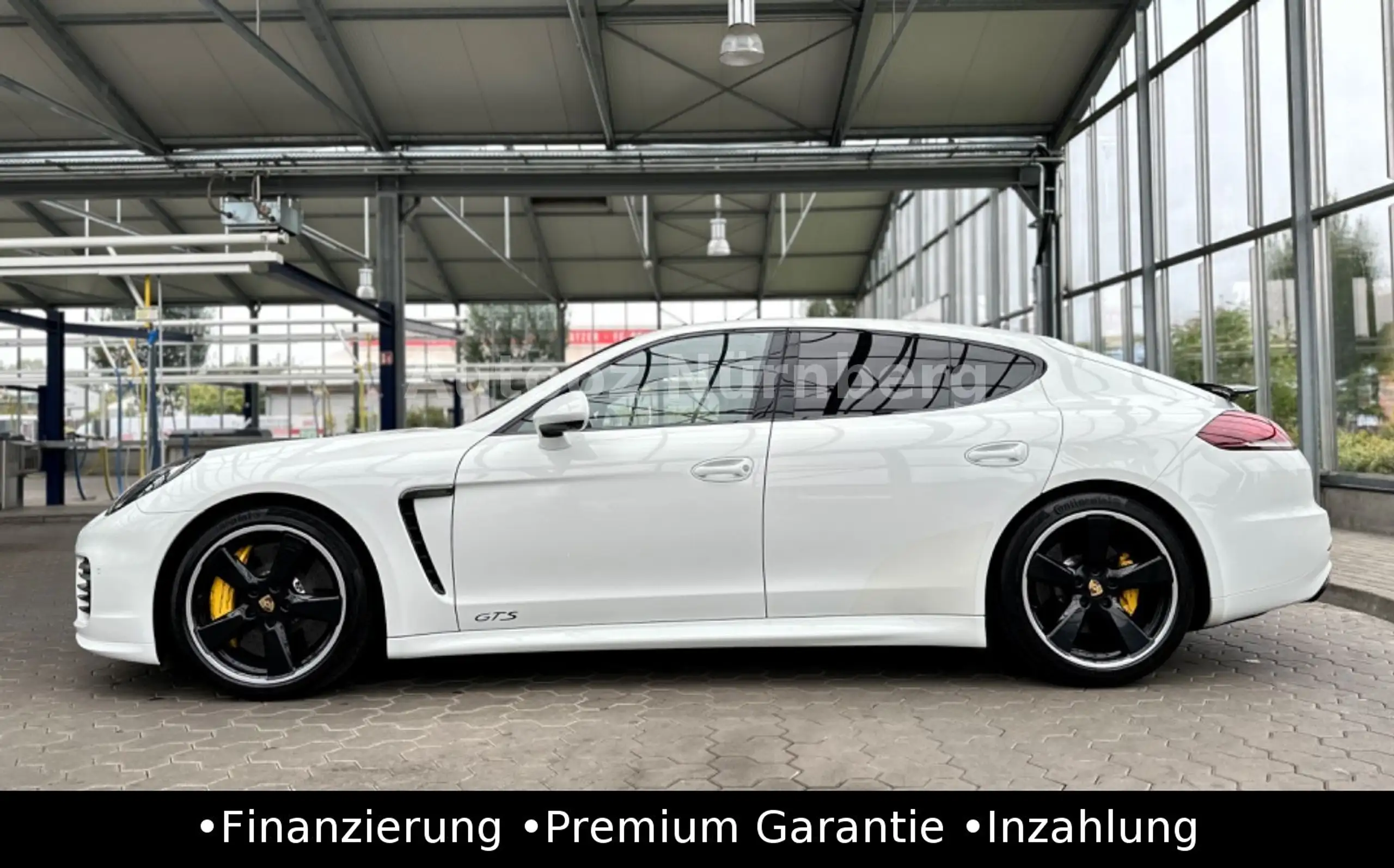 Porsche - Panamera