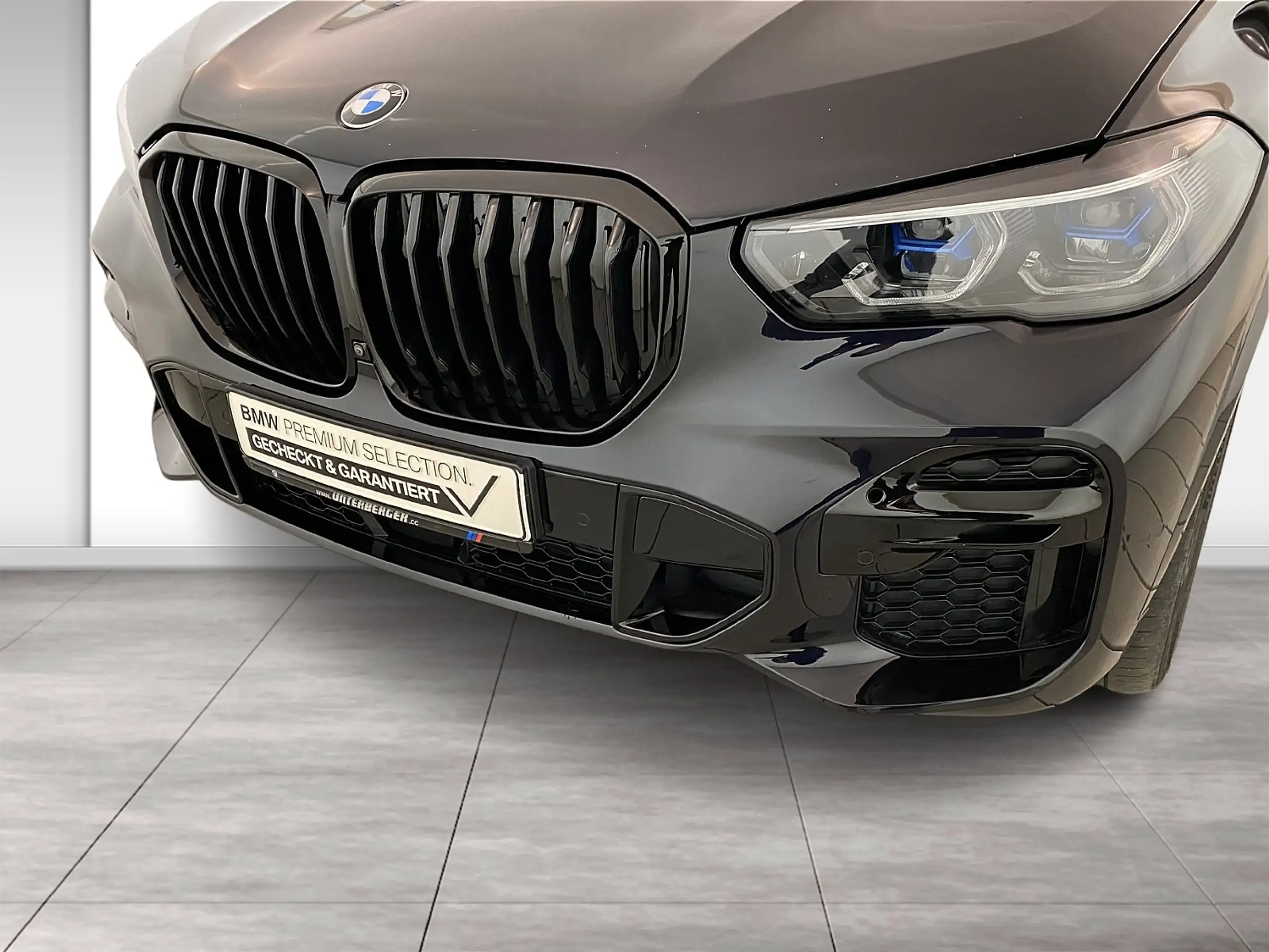 BMW - X5 M