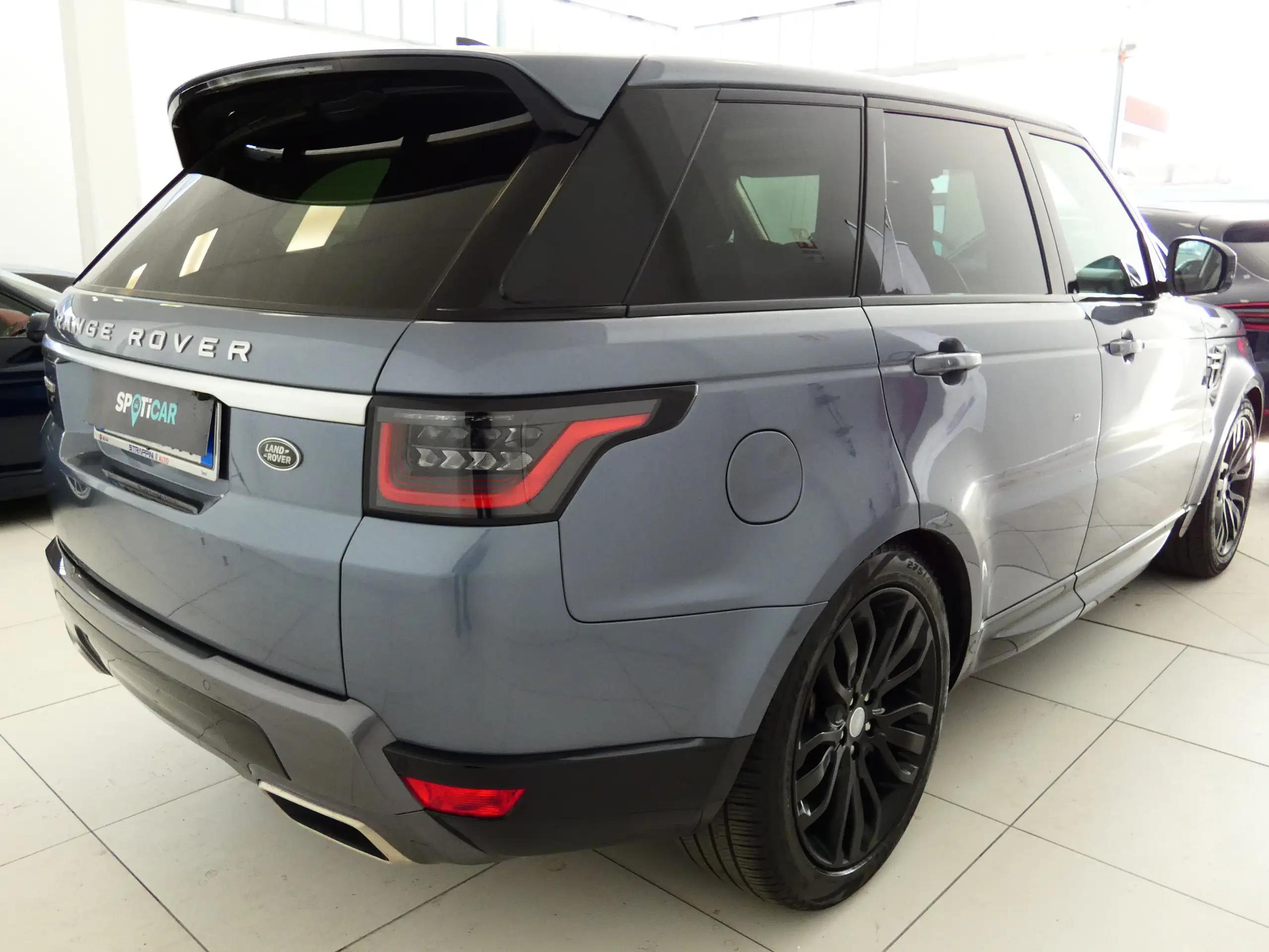 Land Rover - Range Rover Sport