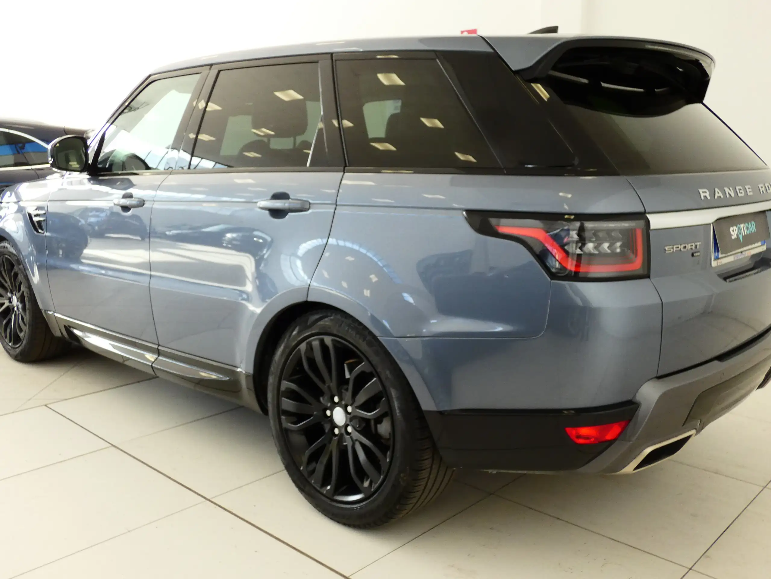 Land Rover - Range Rover Sport