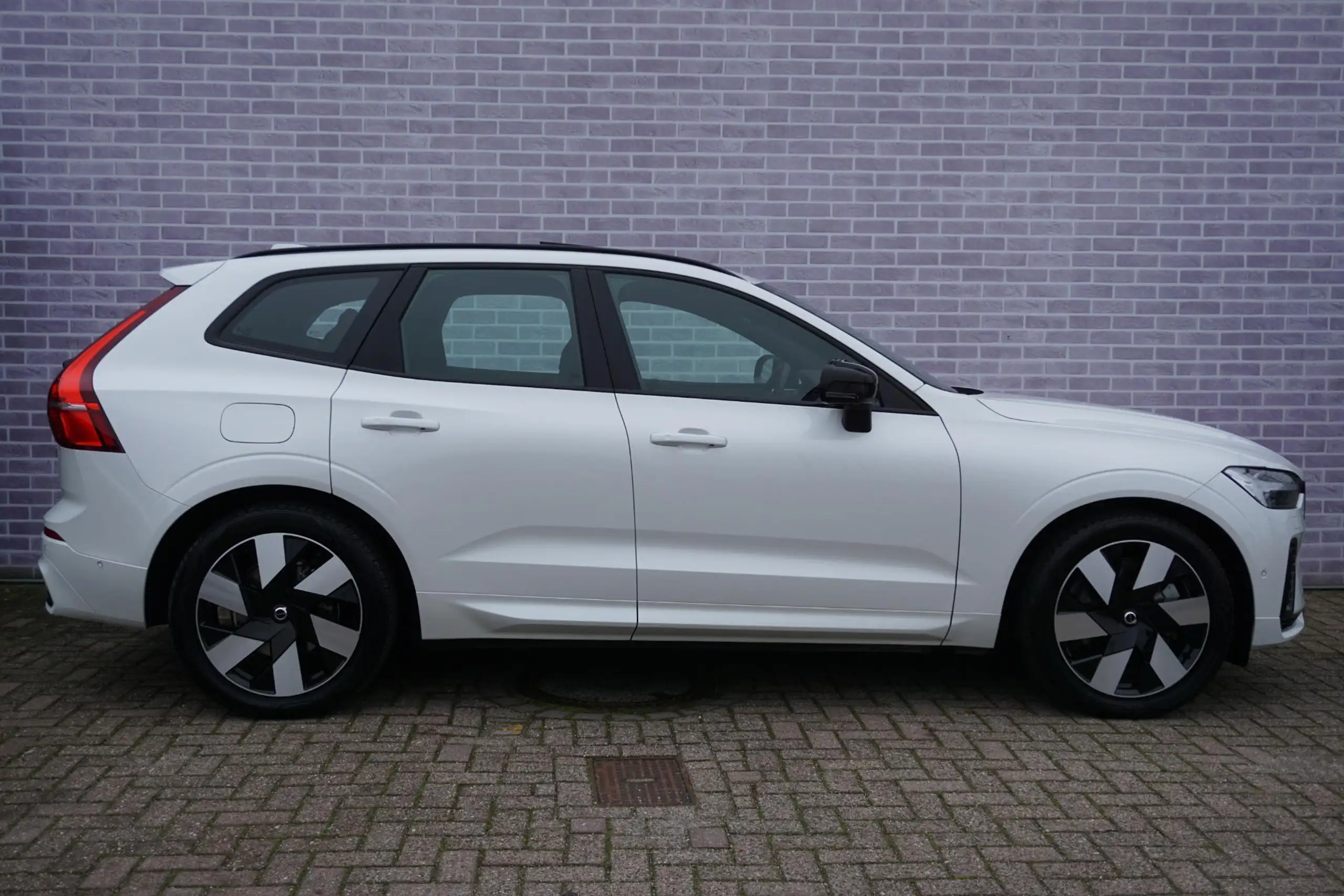 Volvo - XC60