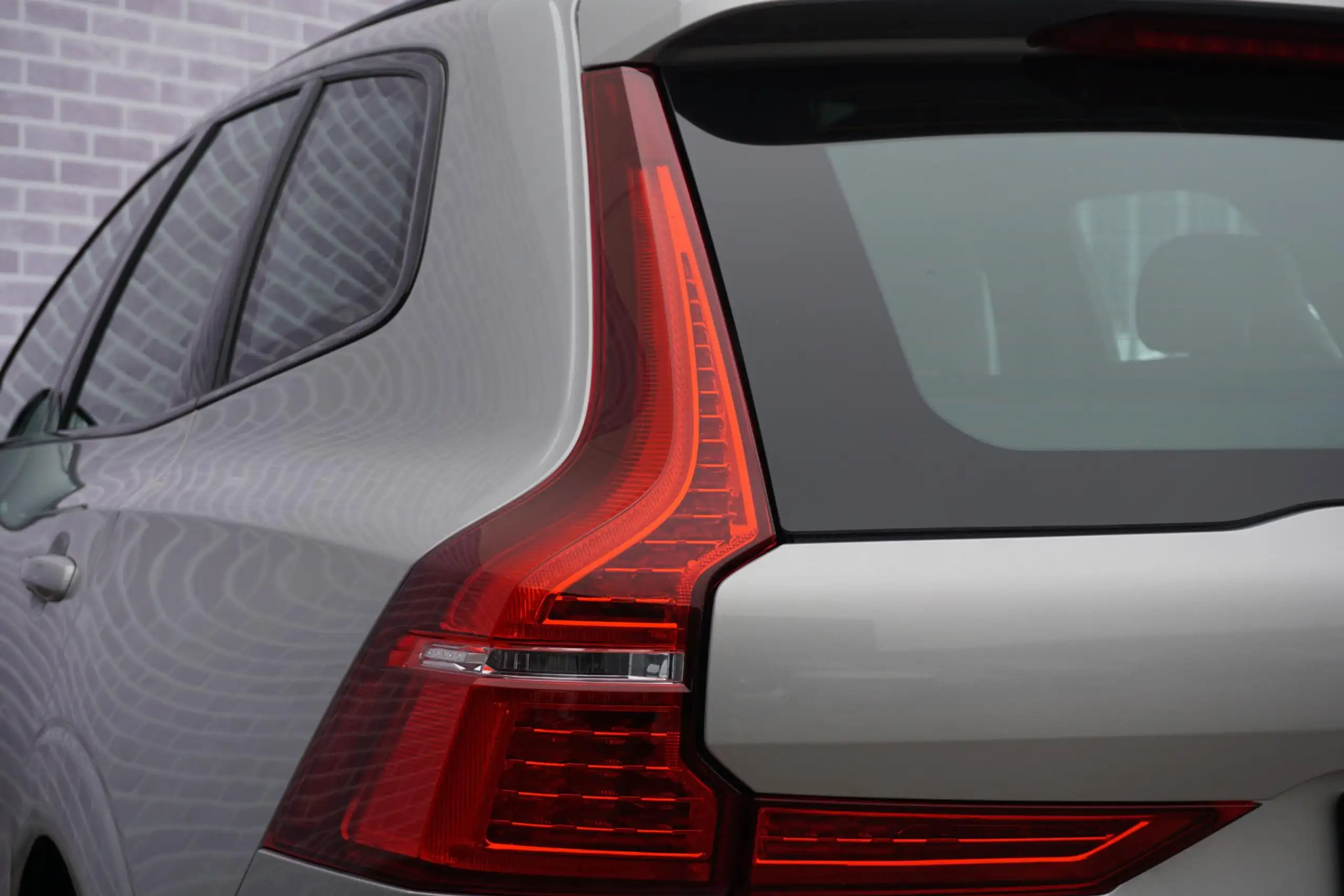 Volvo - XC60