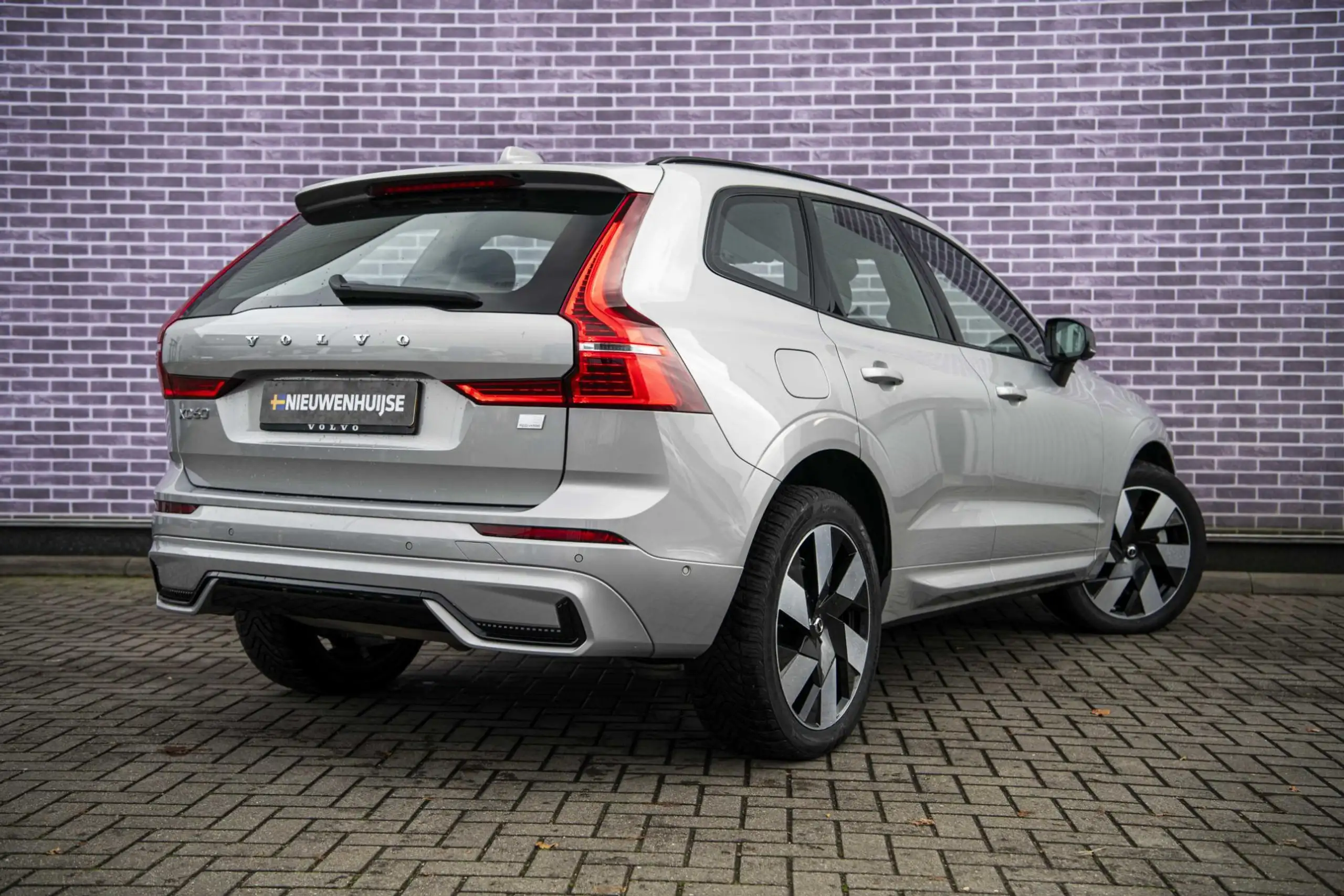 Volvo - XC60