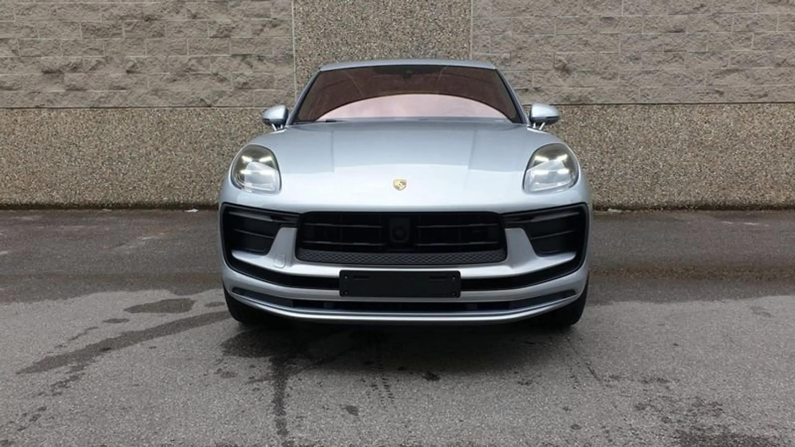 Porsche - Macan