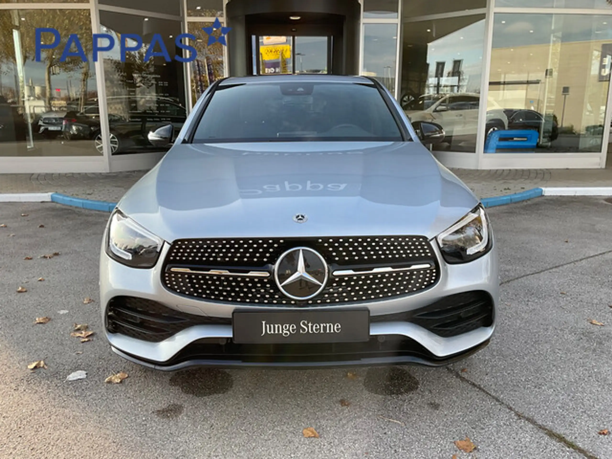 Mercedes-Benz - GLC 200