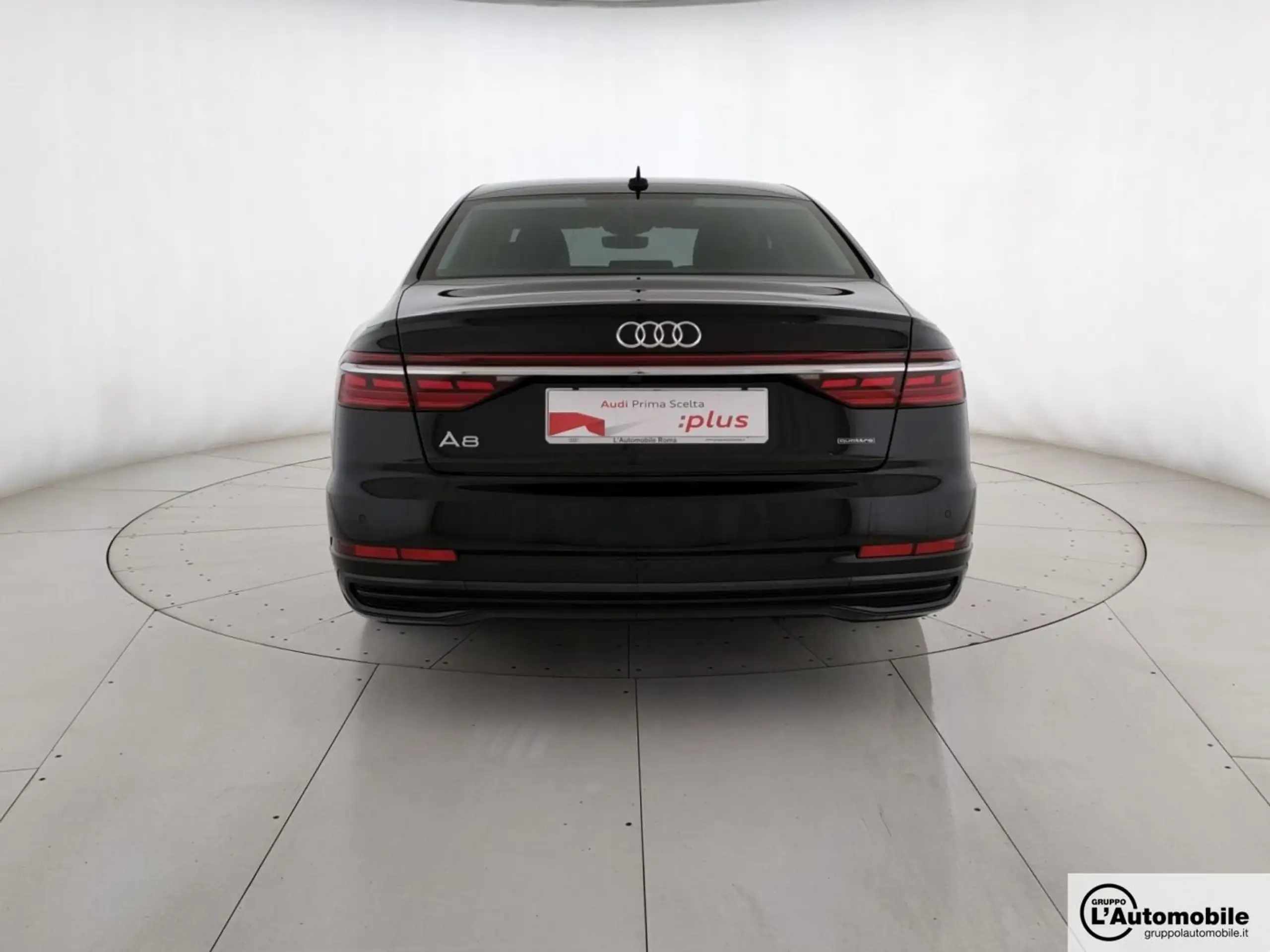 Audi - A8