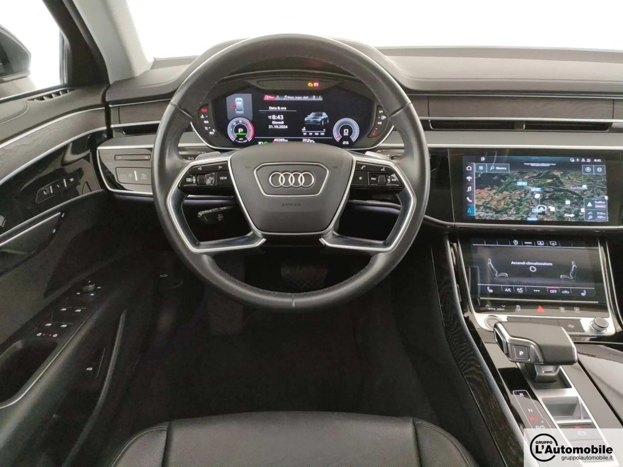 Audi - A8