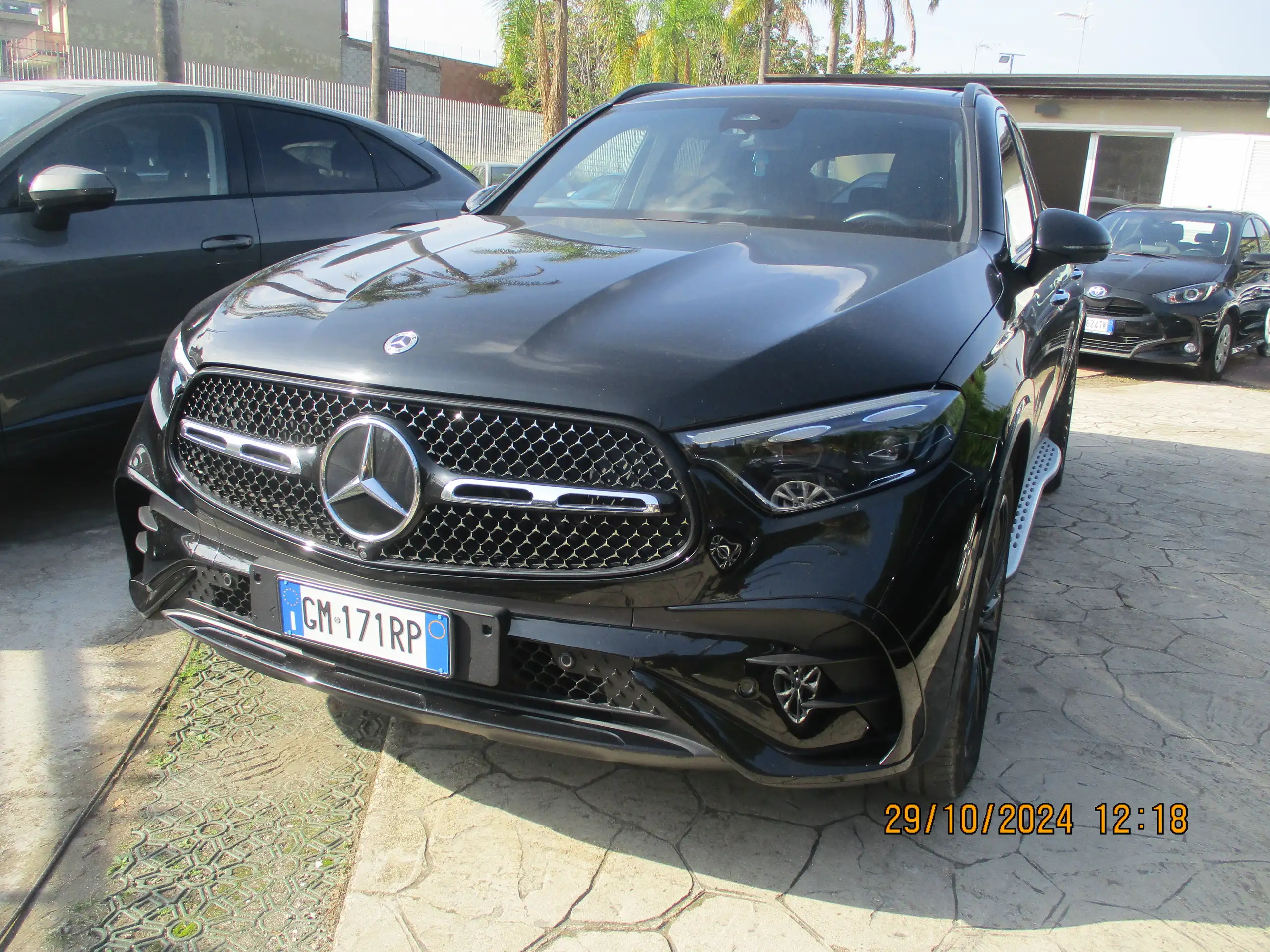 Mercedes-Benz - GLC 220