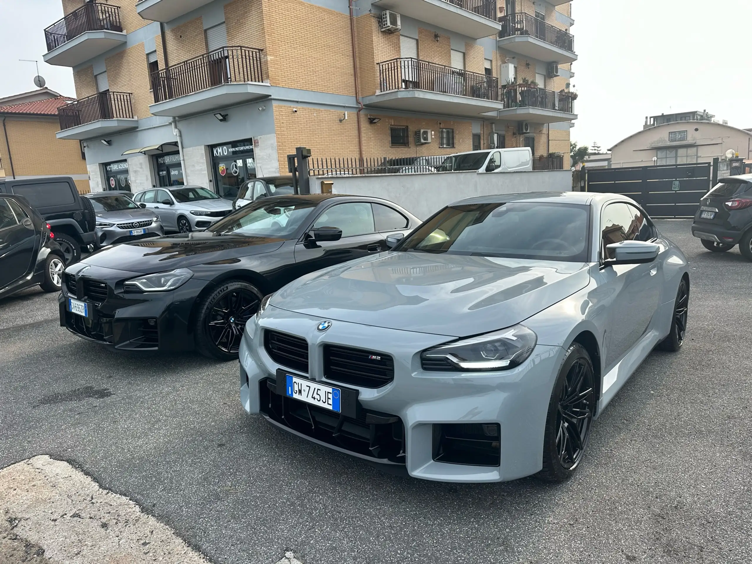 BMW - M2