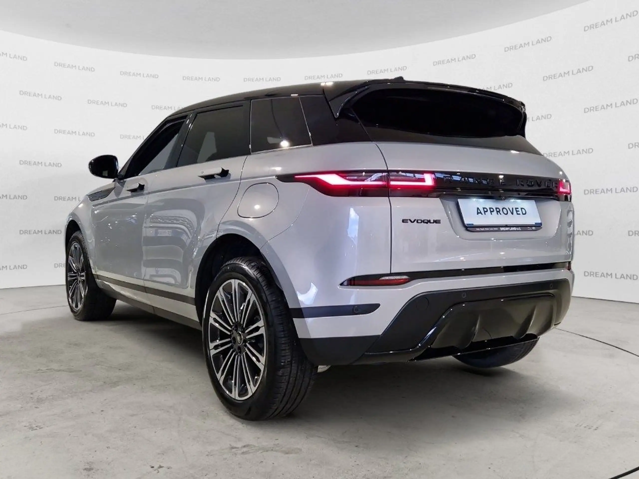 Land Rover - Range Rover Evoque