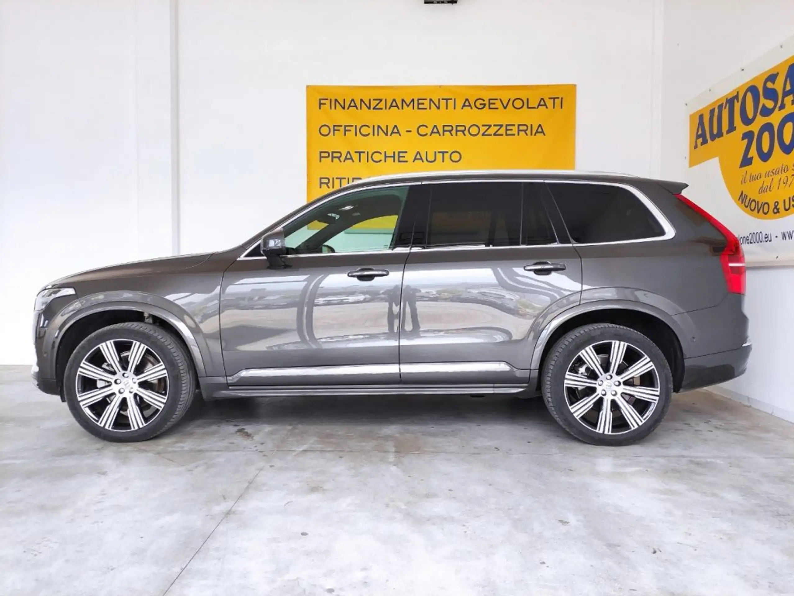 Volvo - XC90