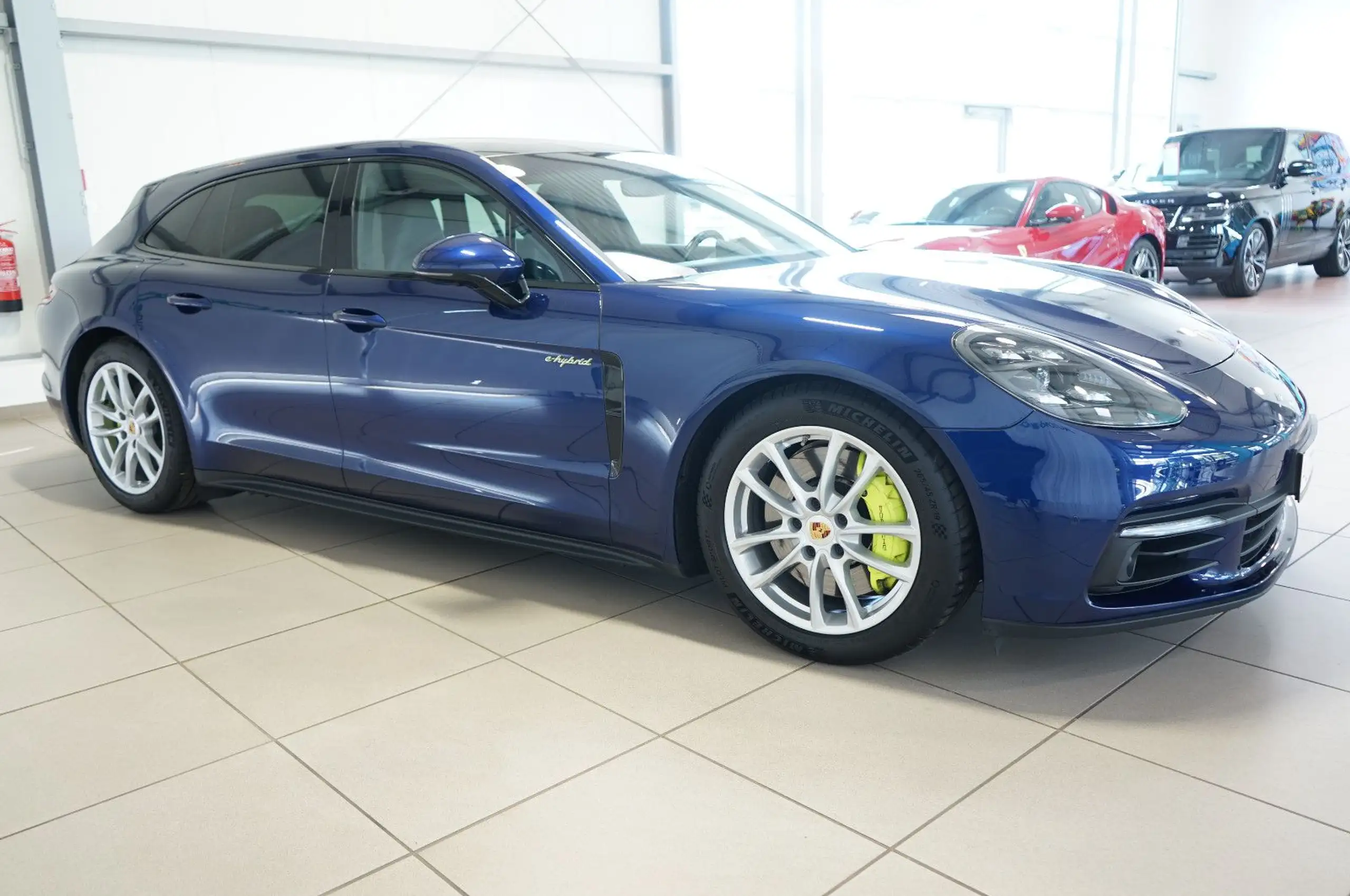 Porsche - Panamera