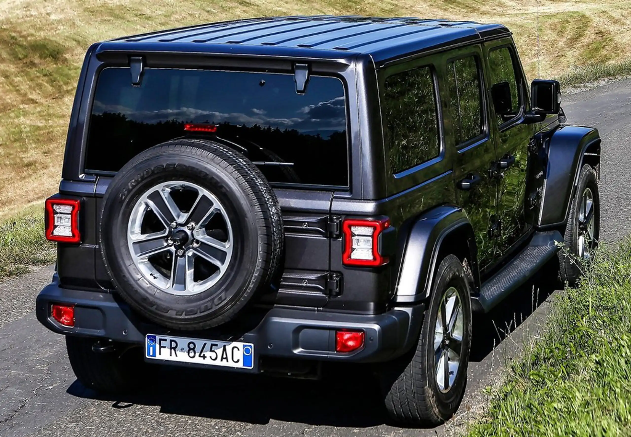 Jeep - Wrangler