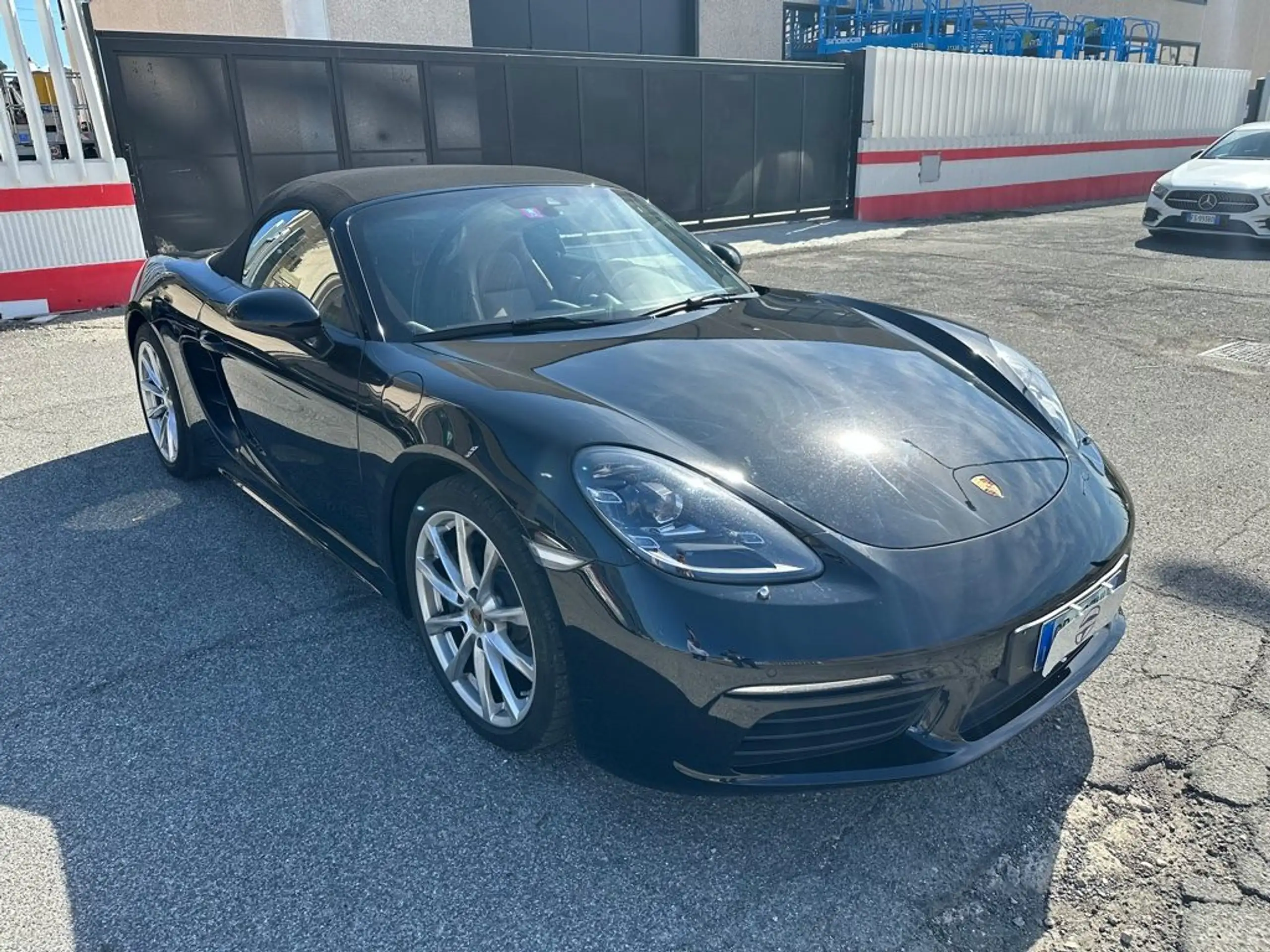 Porsche - 718 Spyder