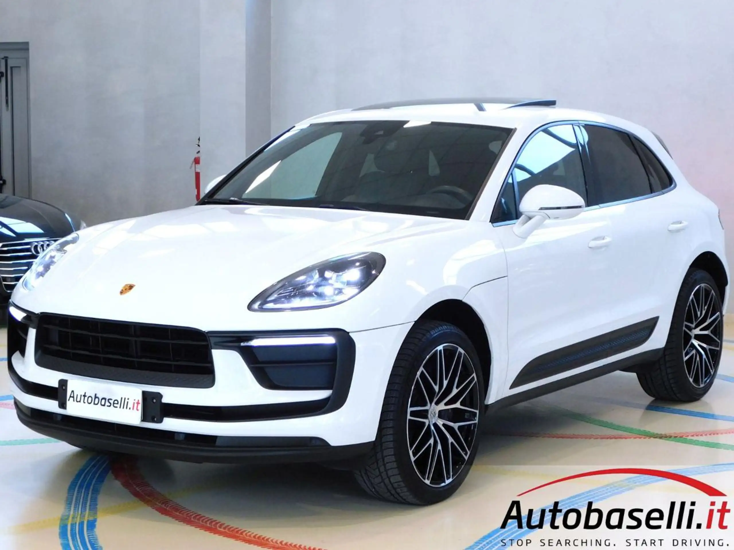 Porsche - Macan