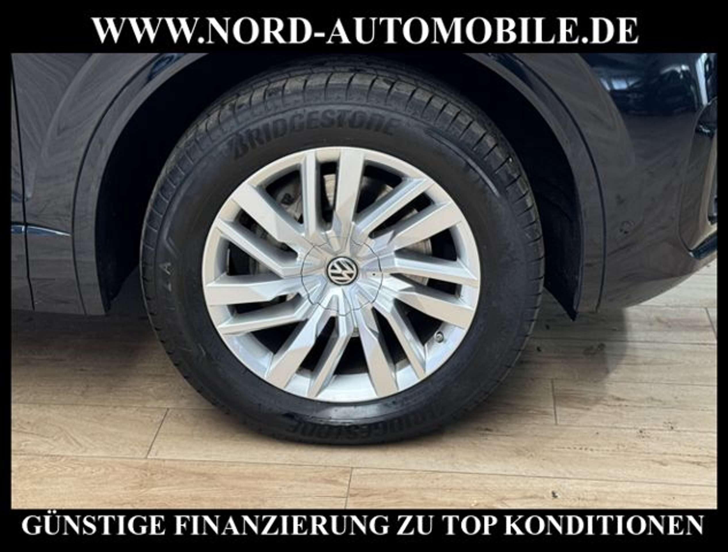 Volkswagen - Touareg