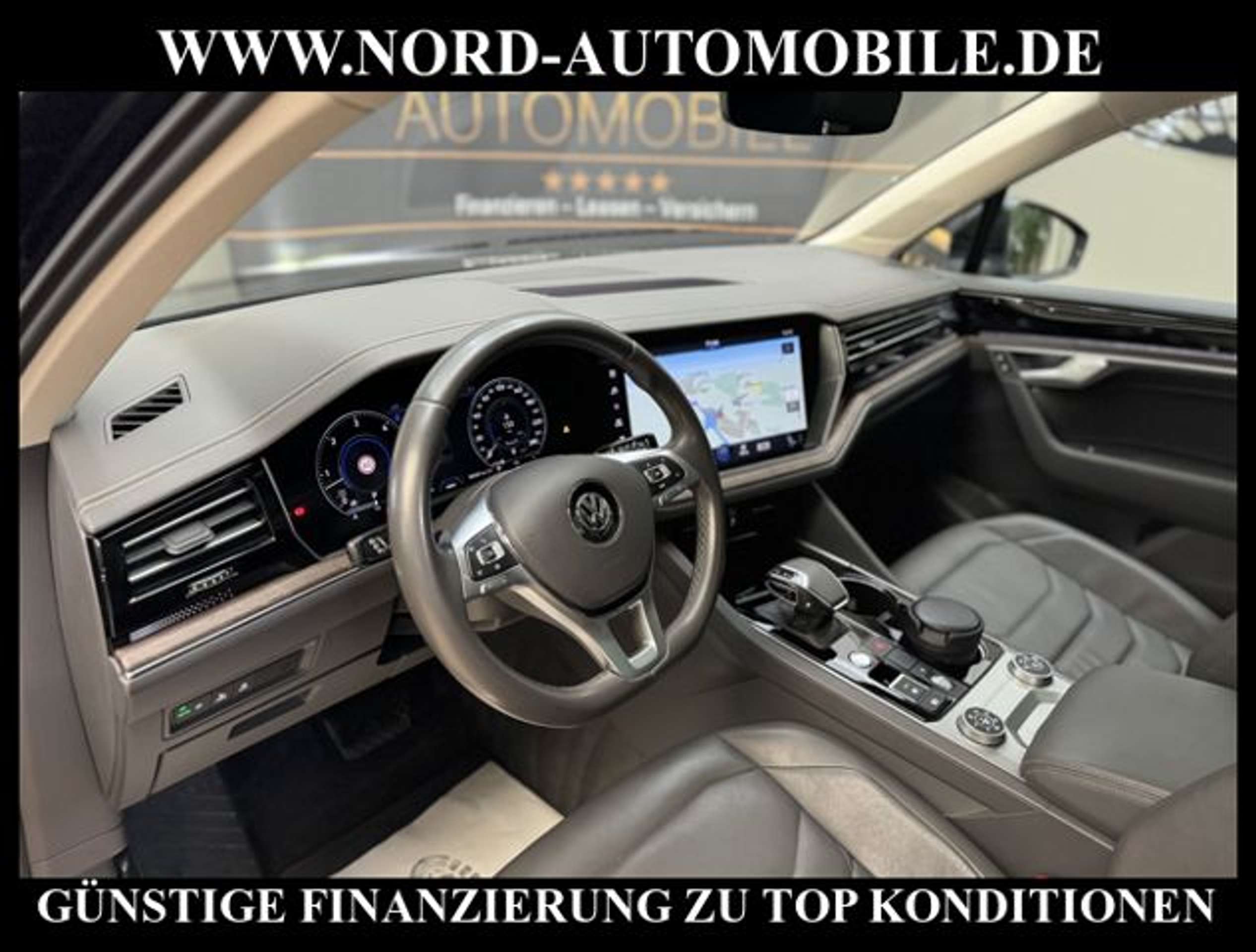 Volkswagen - Touareg