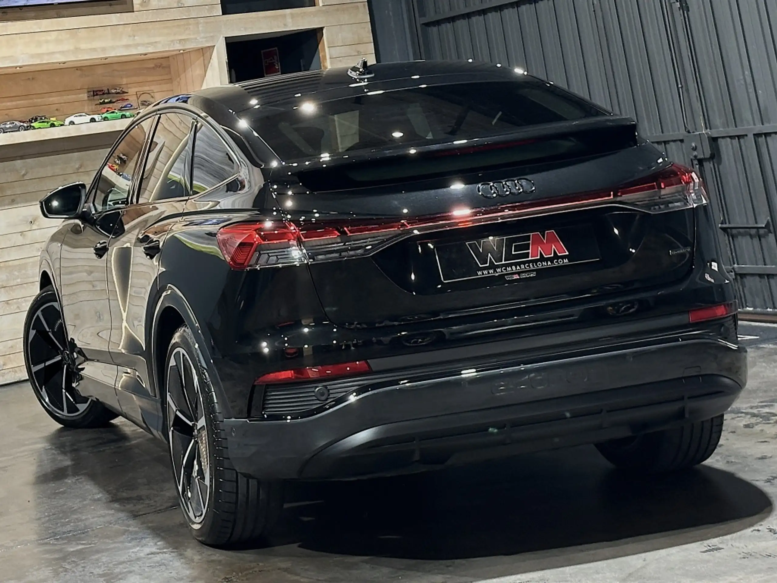 Audi - Q4 e-tron