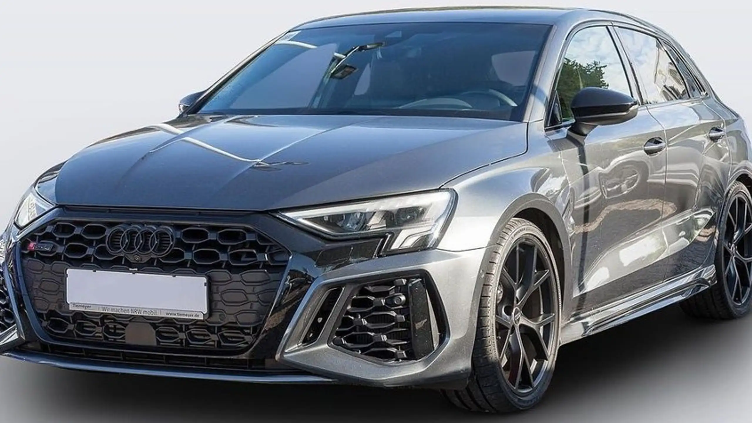 Audi - RS3