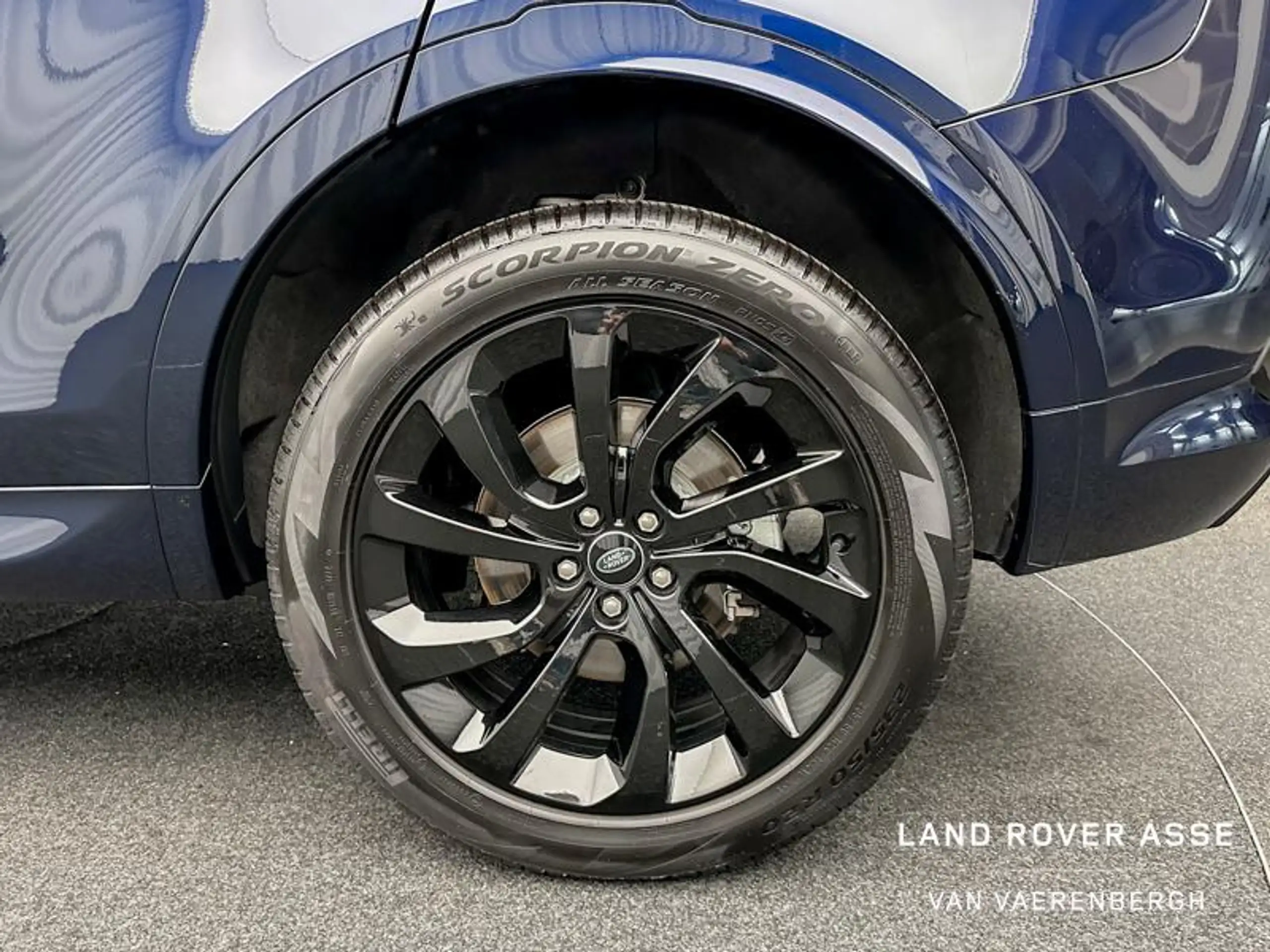 Land Rover - Discovery Sport