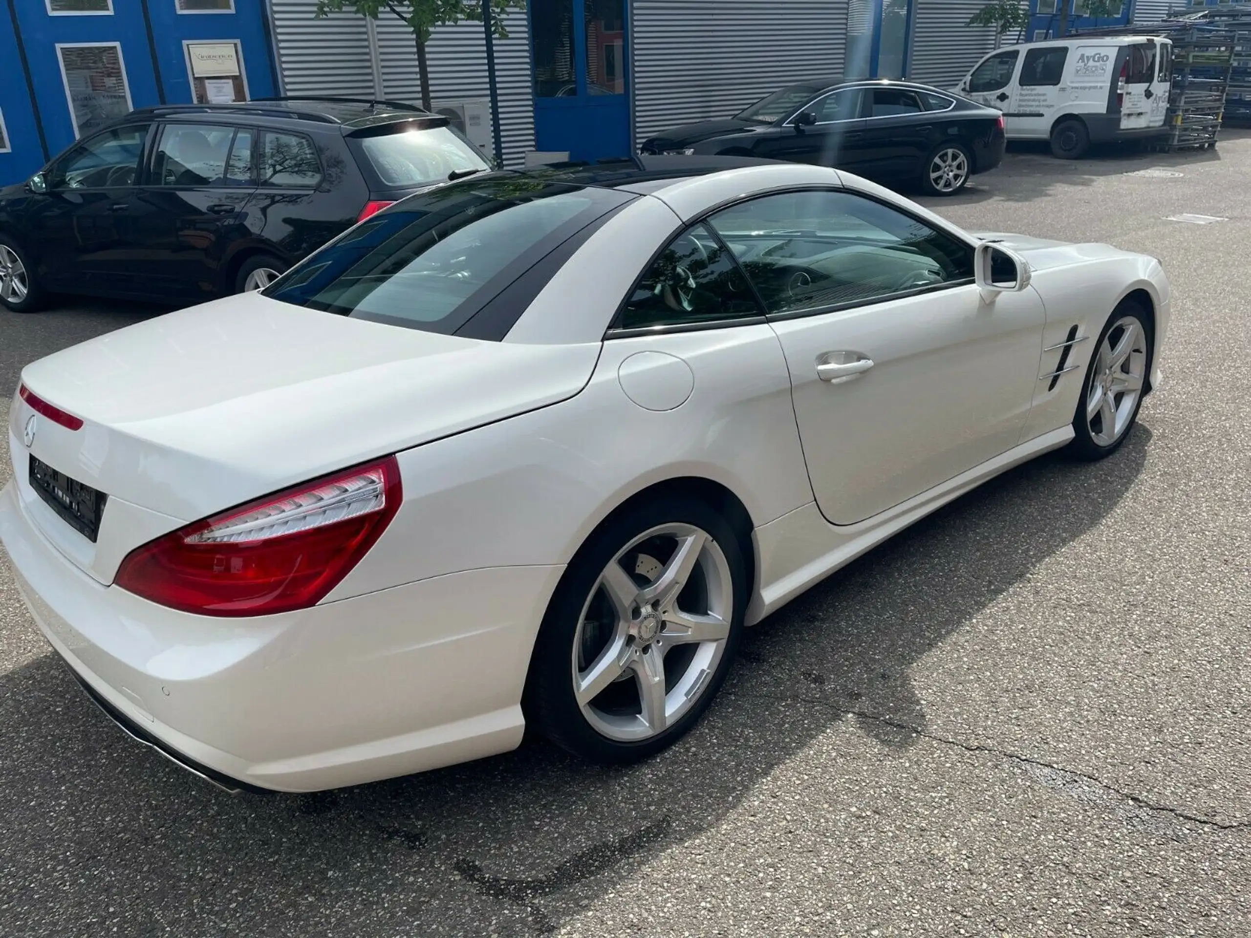 Mercedes-Benz - SL 350