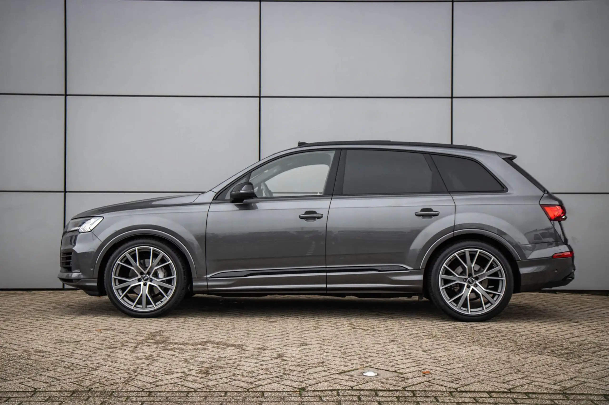 Audi - Q7