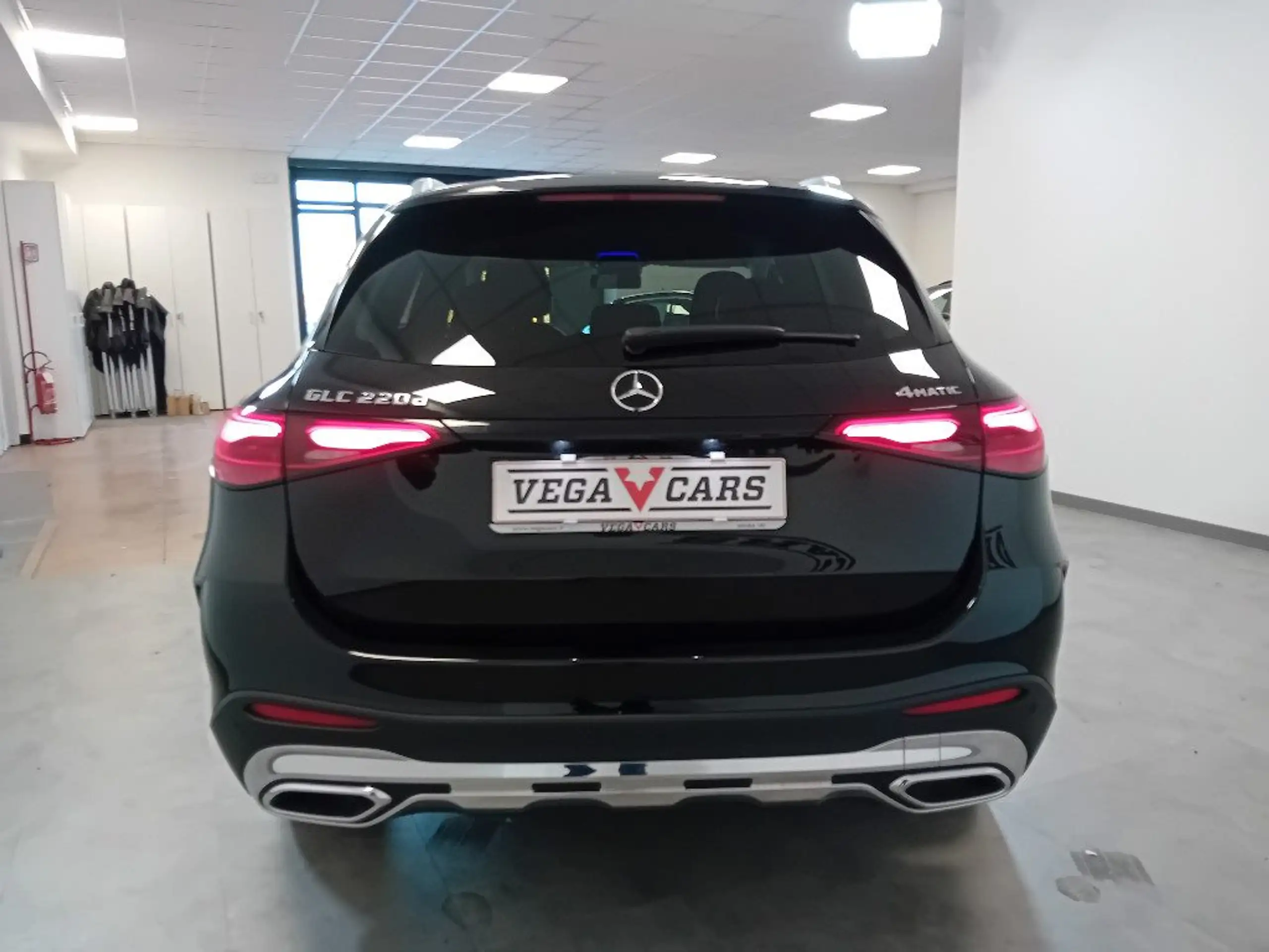 Mercedes-Benz - GLC 220