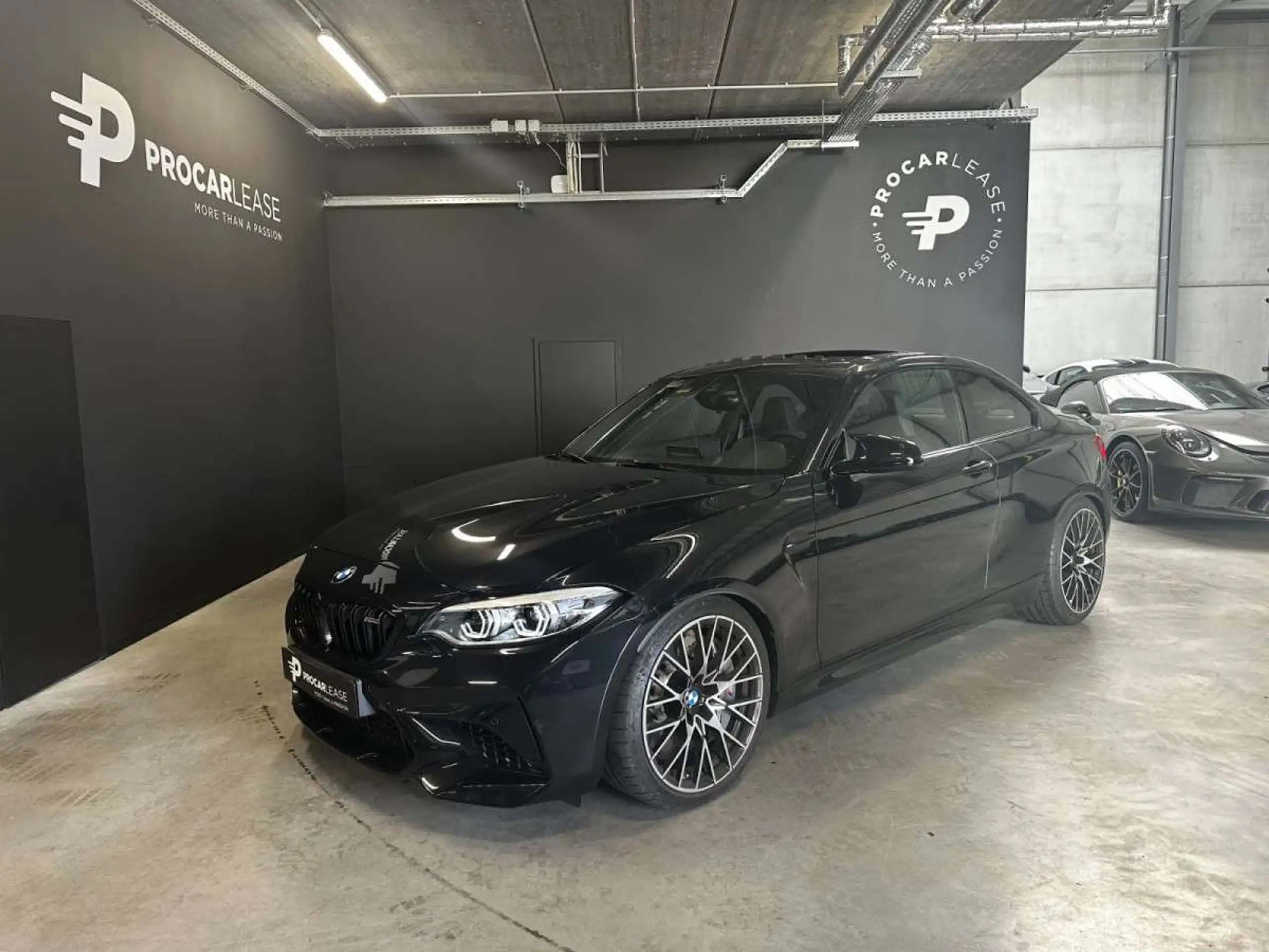 BMW - M2