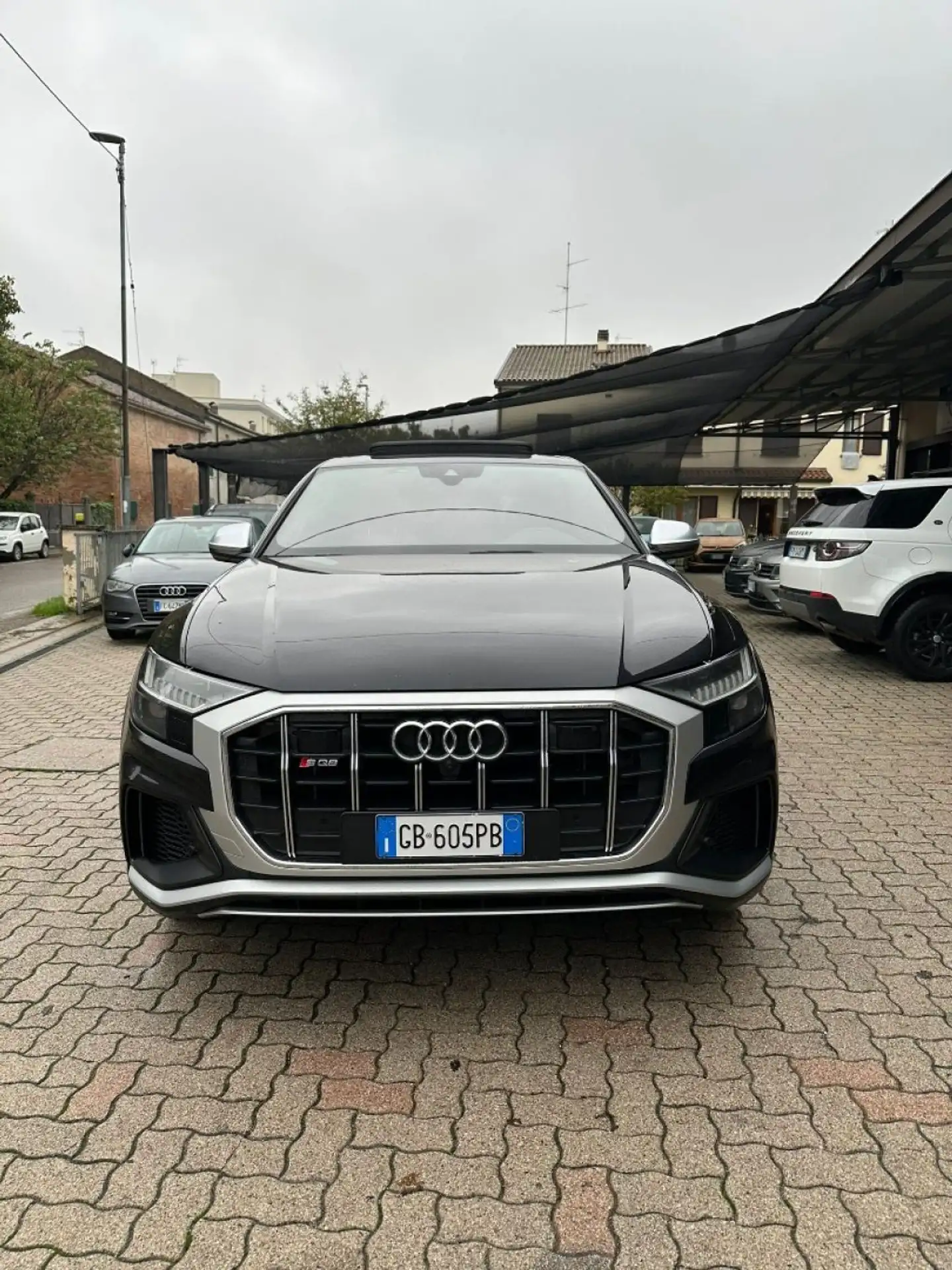 Audi - SQ8