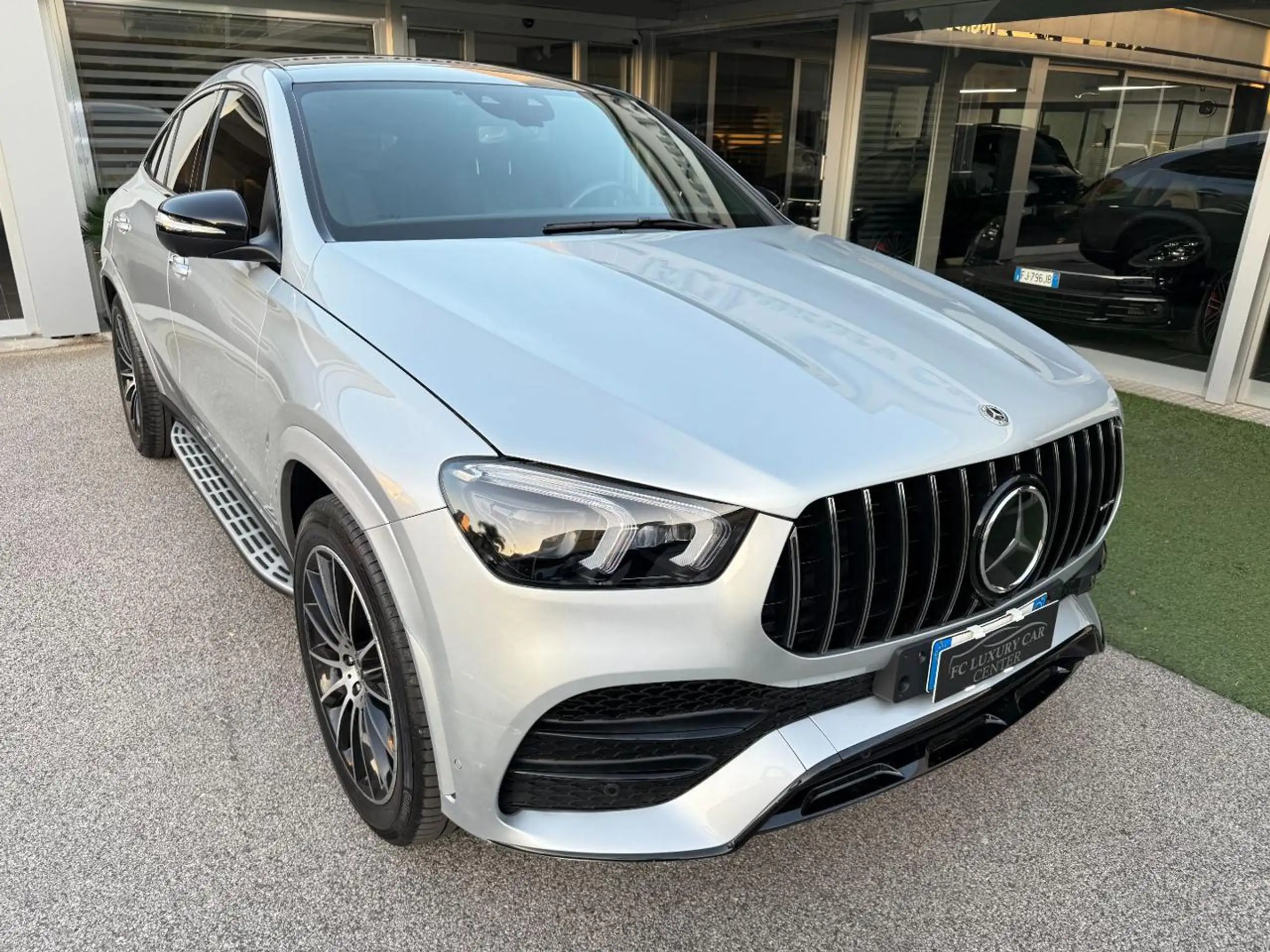 Mercedes-Benz - GLE 350