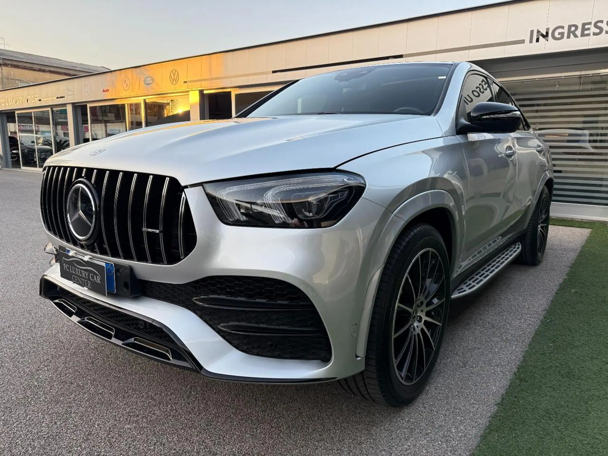 Mercedes-Benz - GLE 350