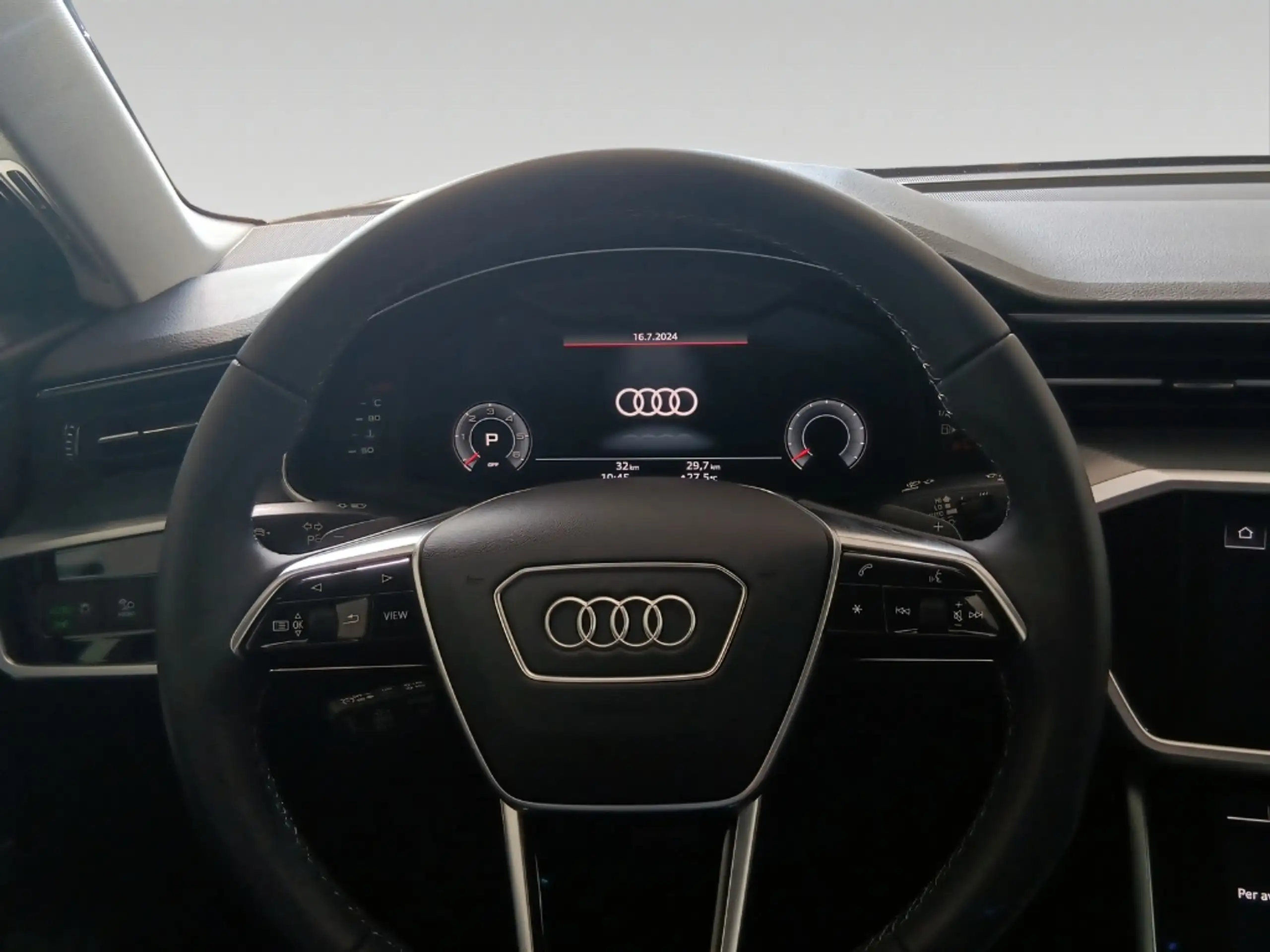 Audi - A6