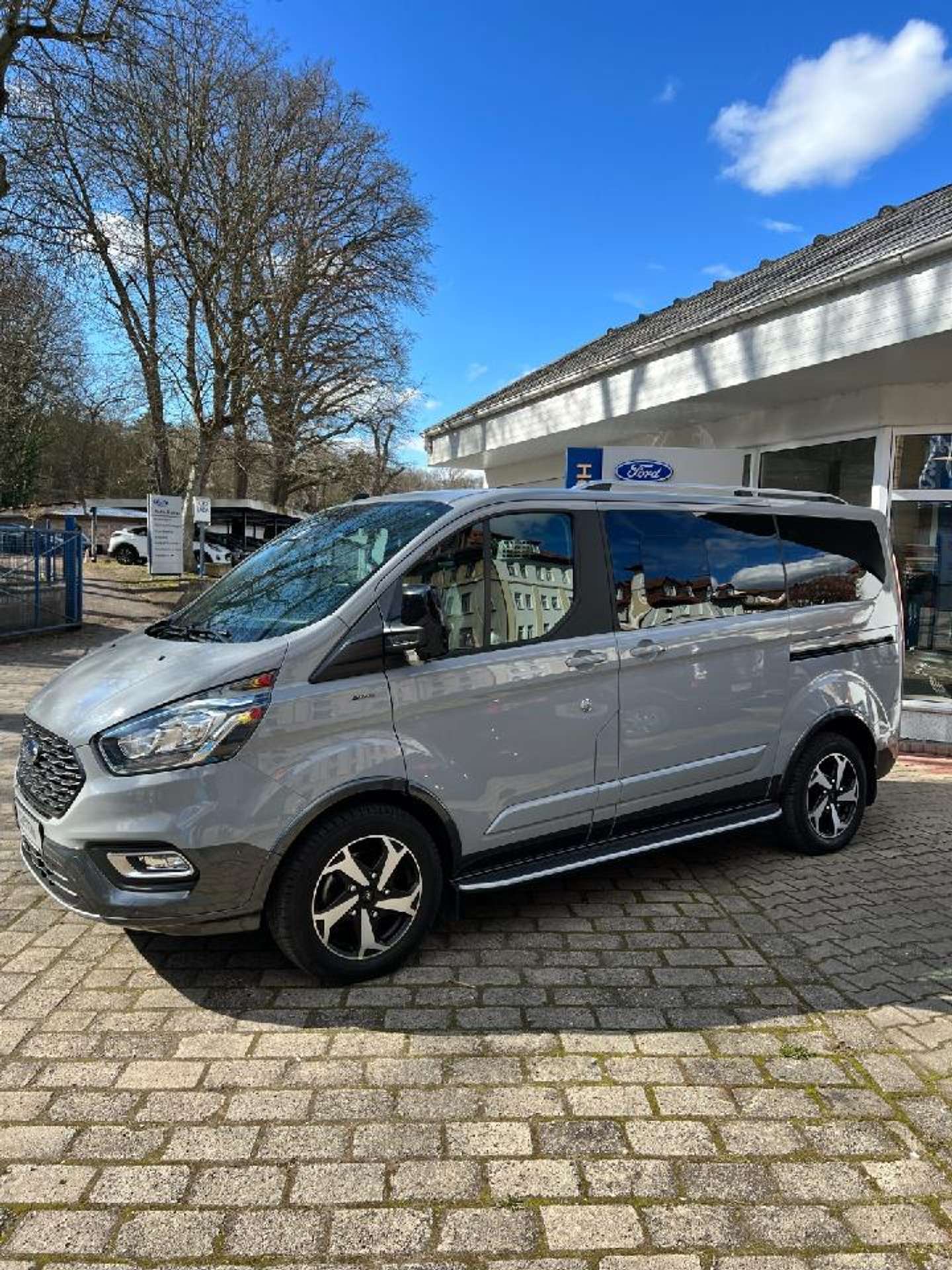 Ford - Transit Custom