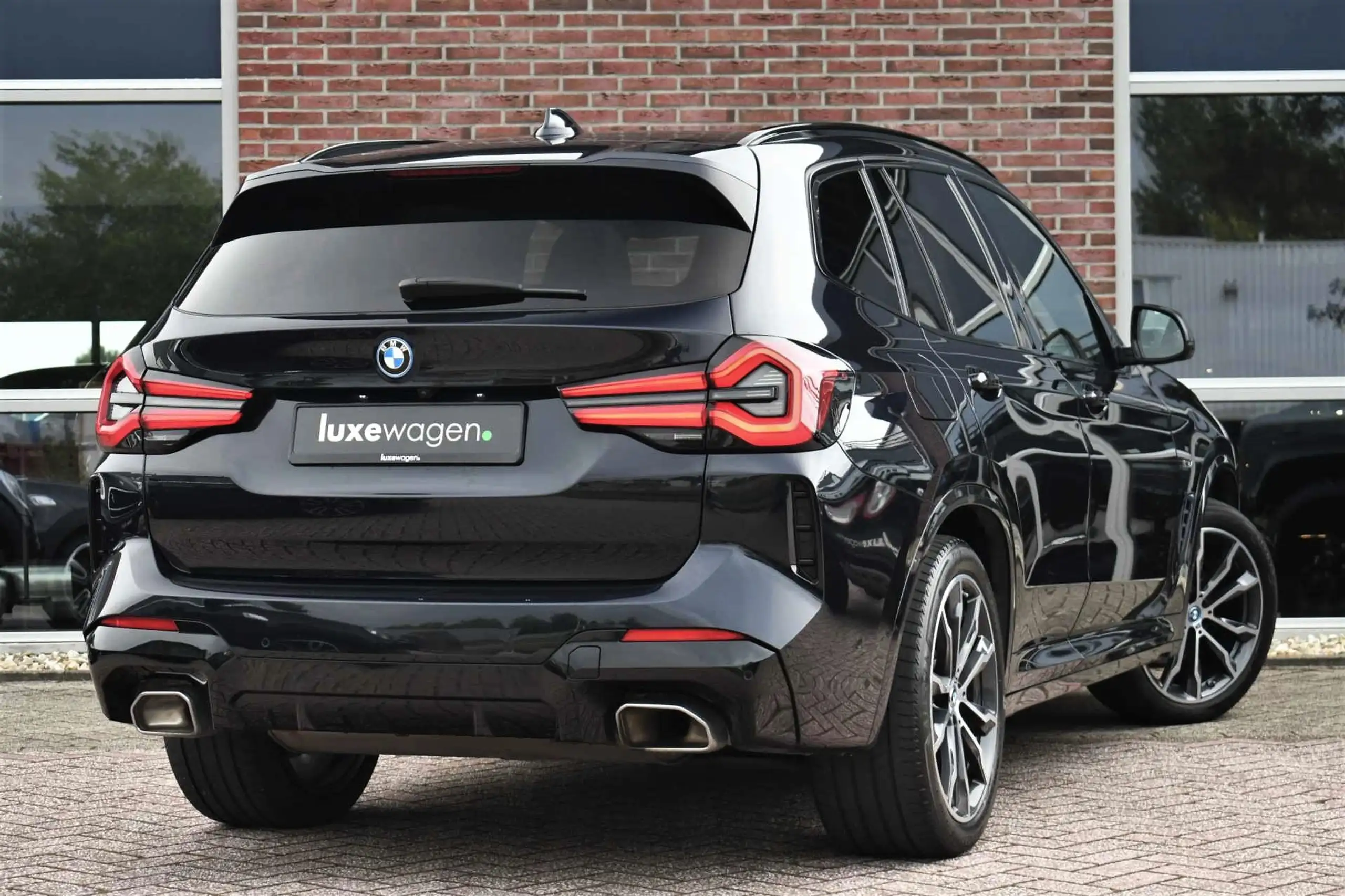 BMW - X3