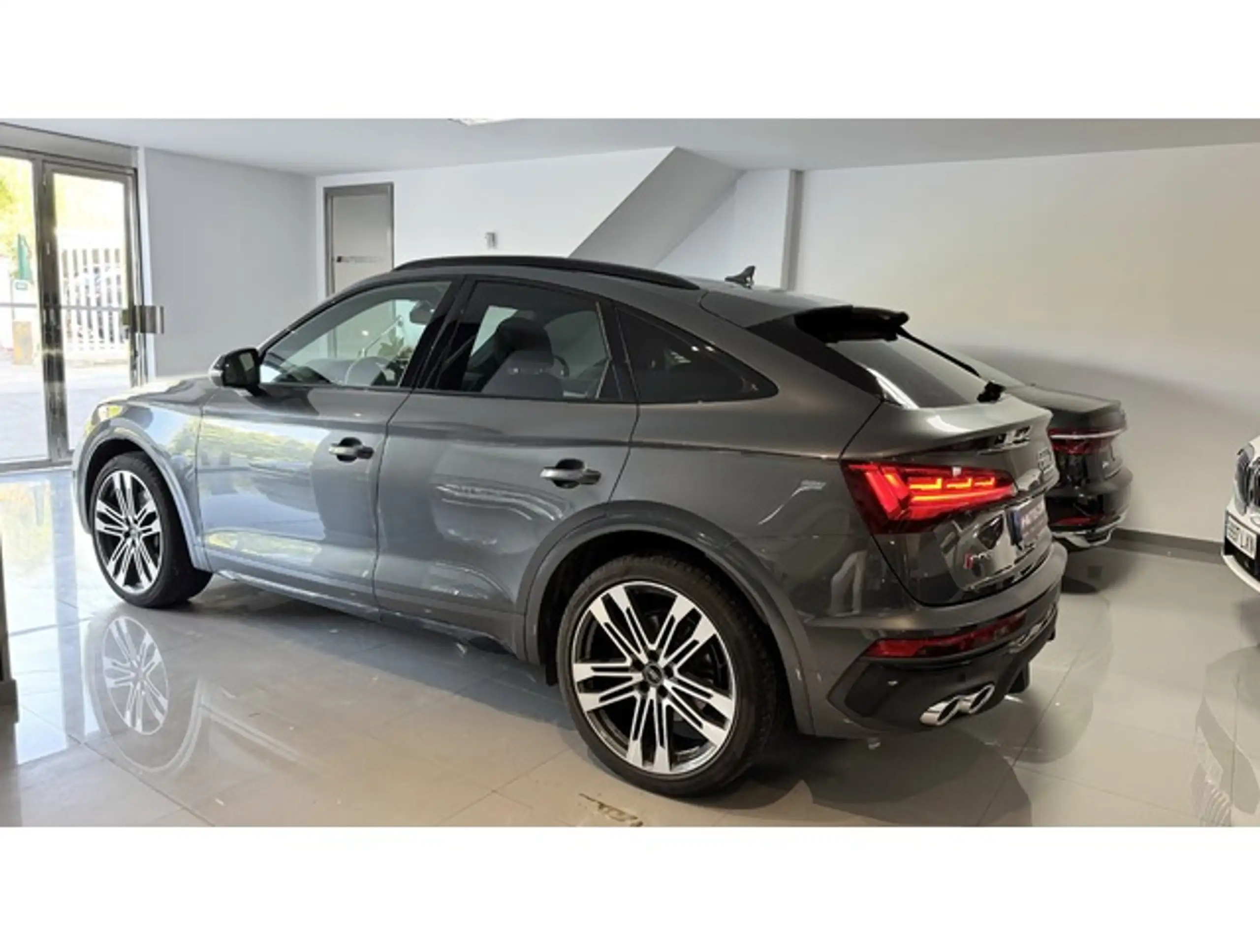 Audi - SQ5