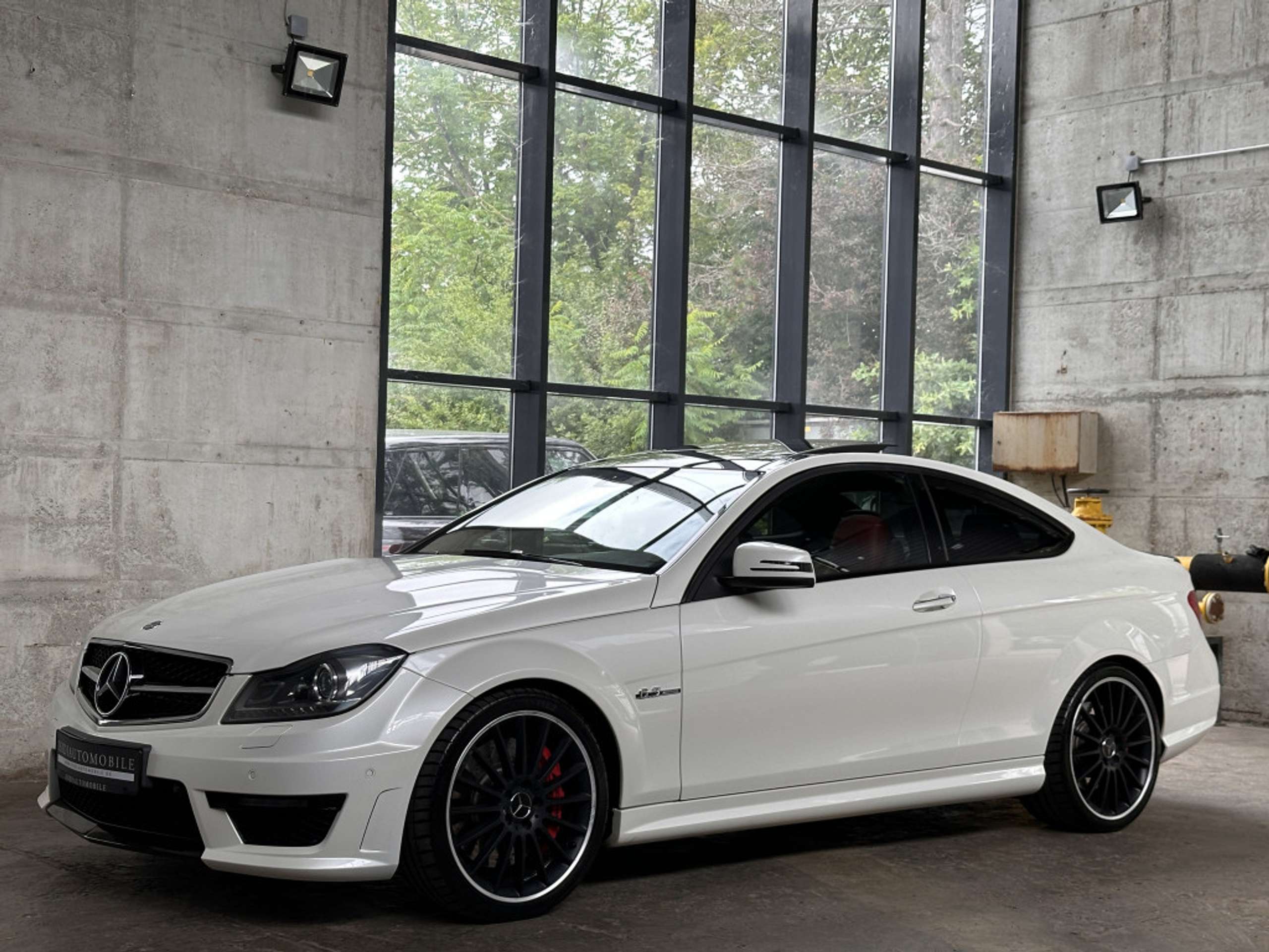 Mercedes-Benz - C 63 AMG