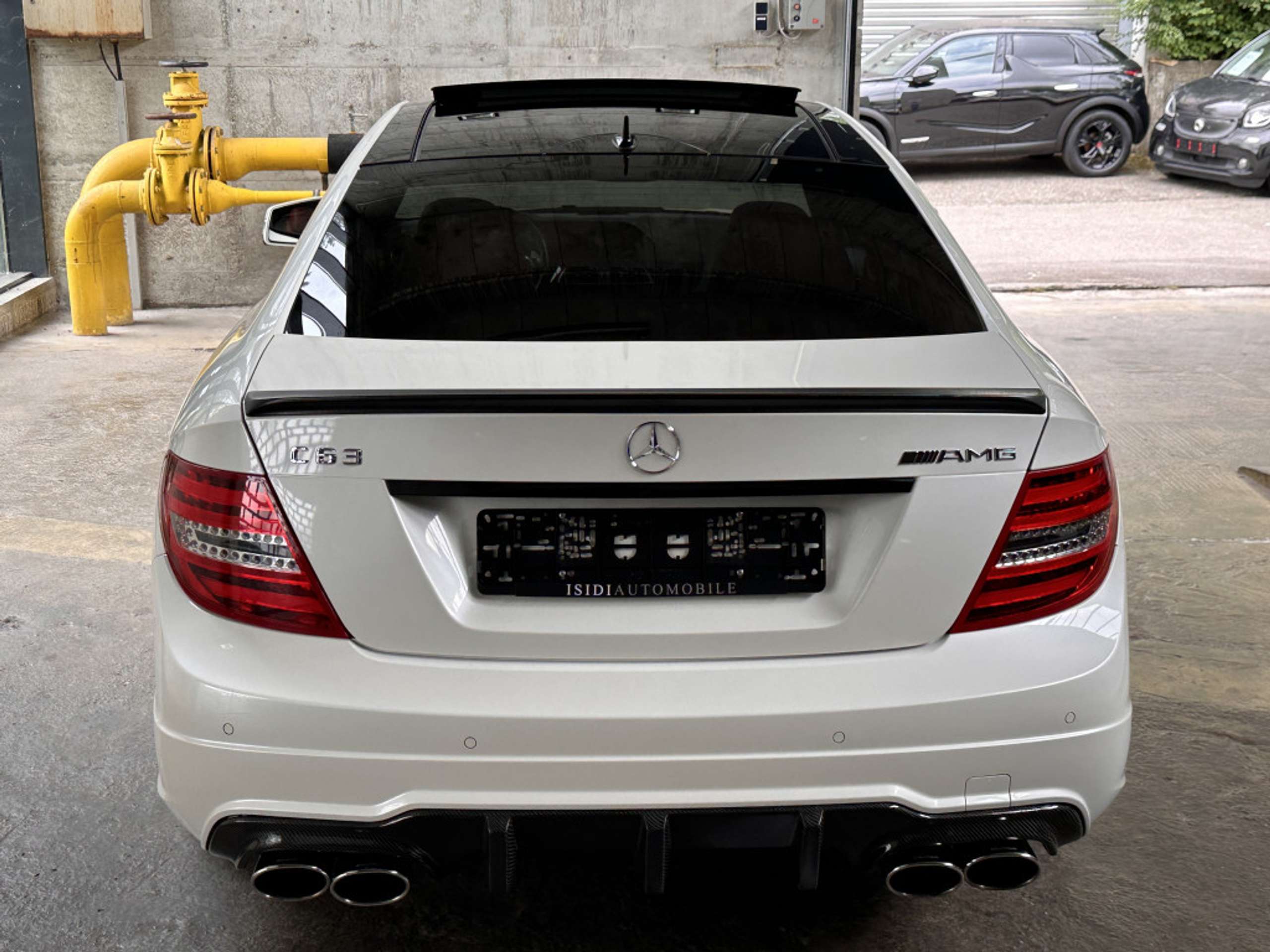 Mercedes-Benz - C 63 AMG