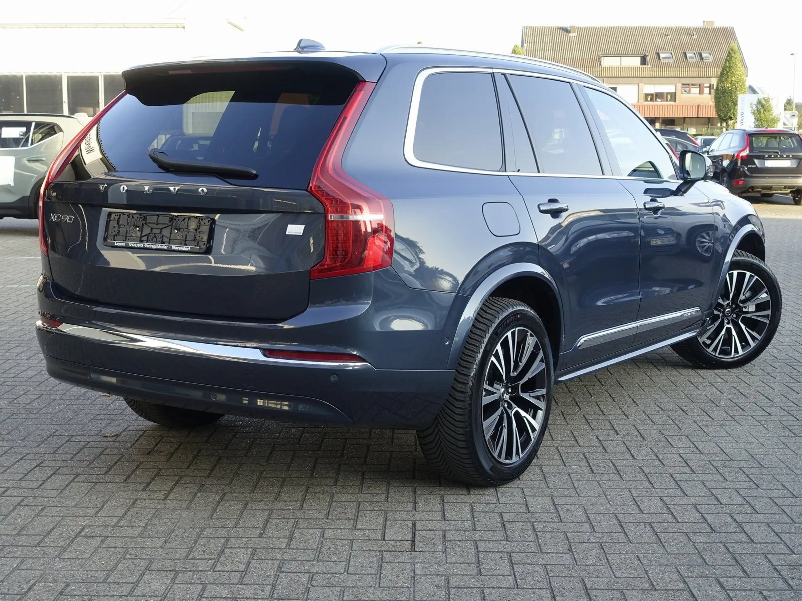 Volvo - XC90