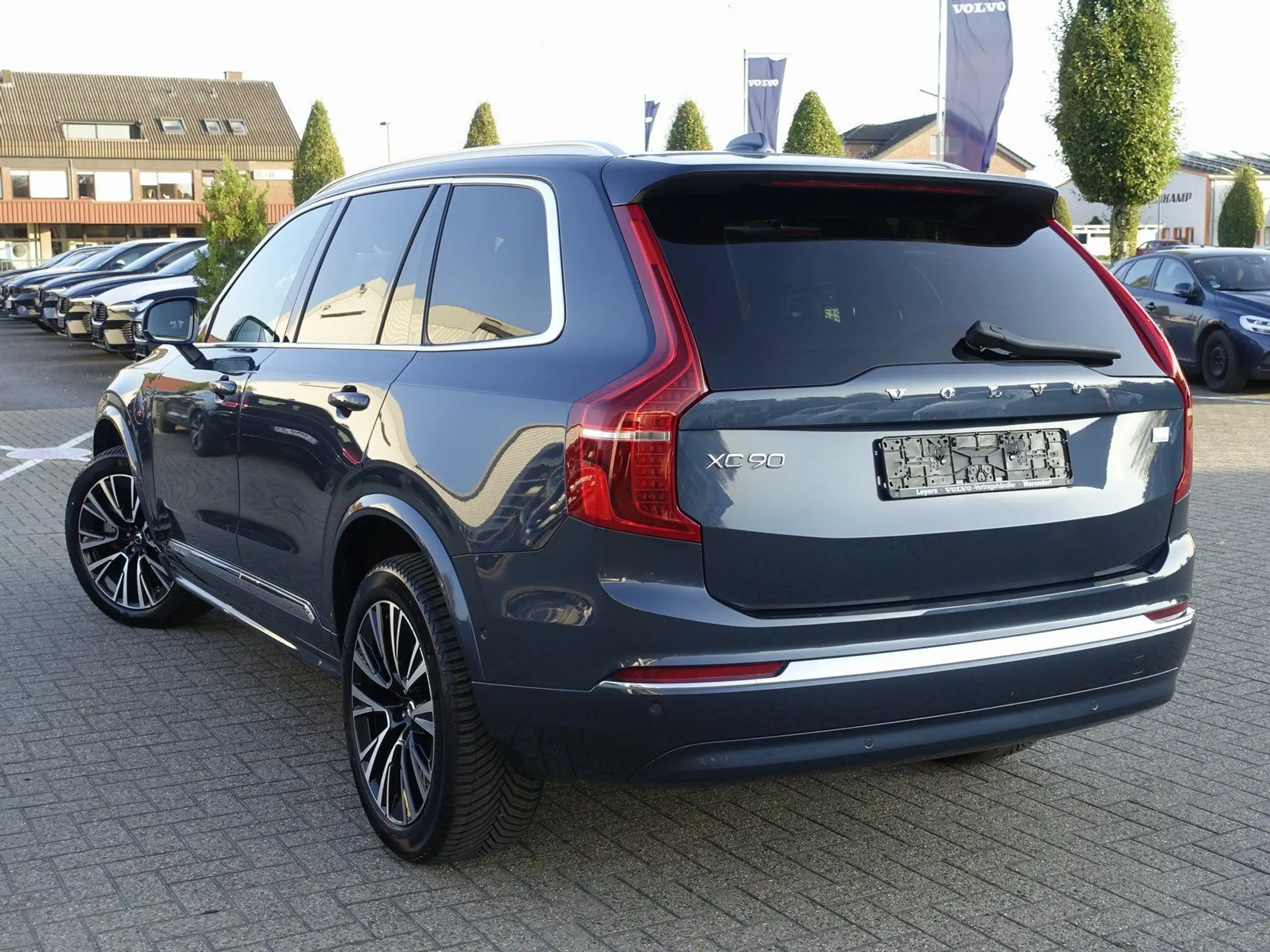 Volvo - XC90