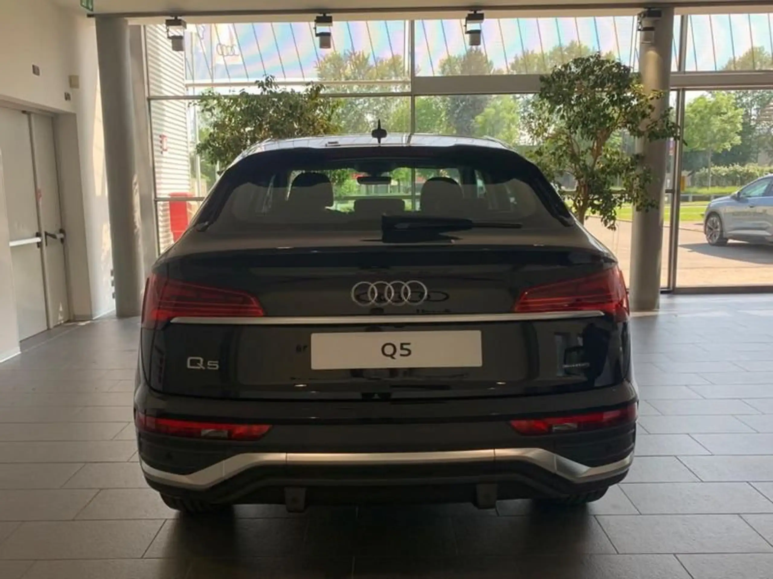 Audi - Q5