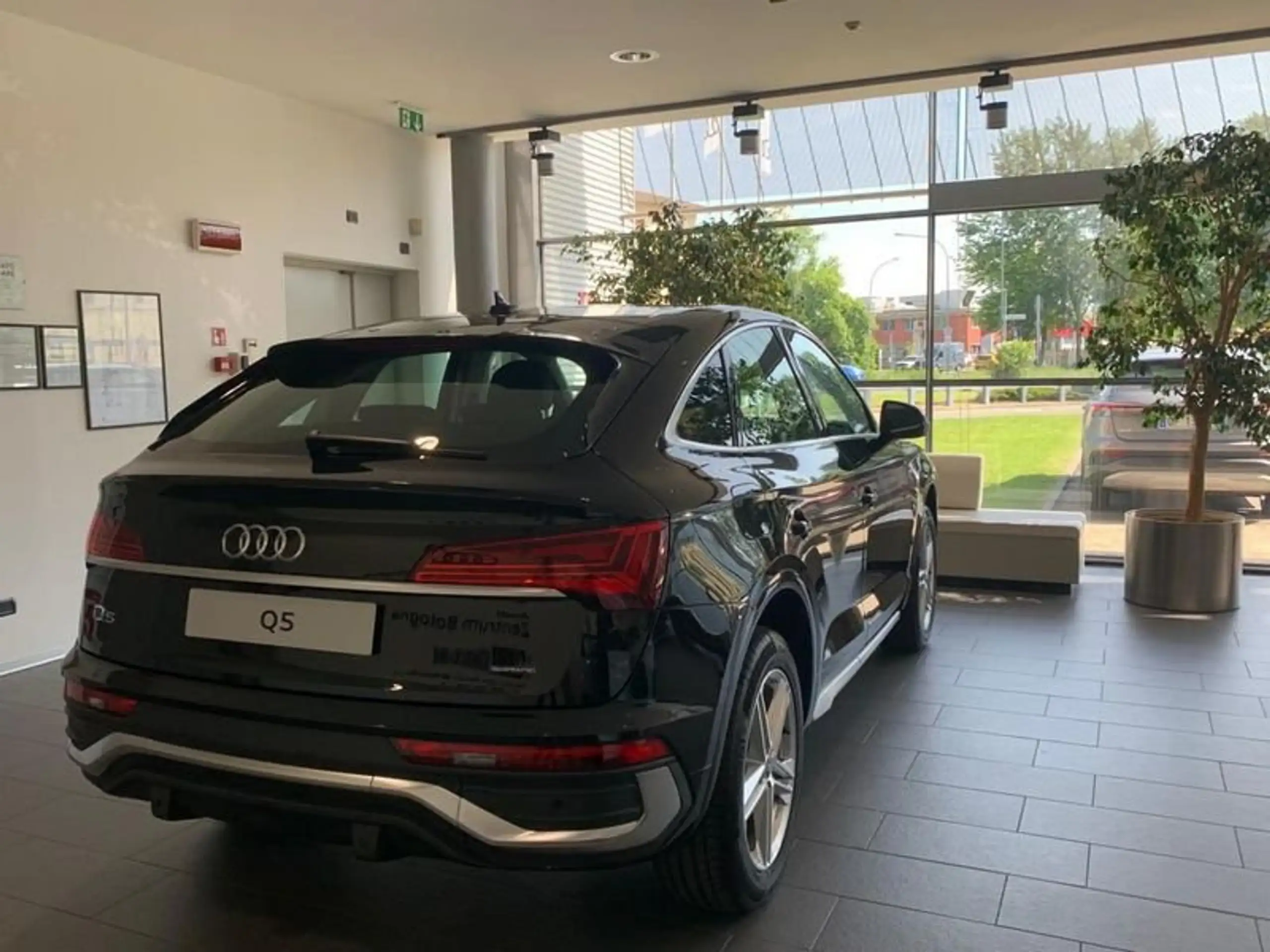 Audi - Q5