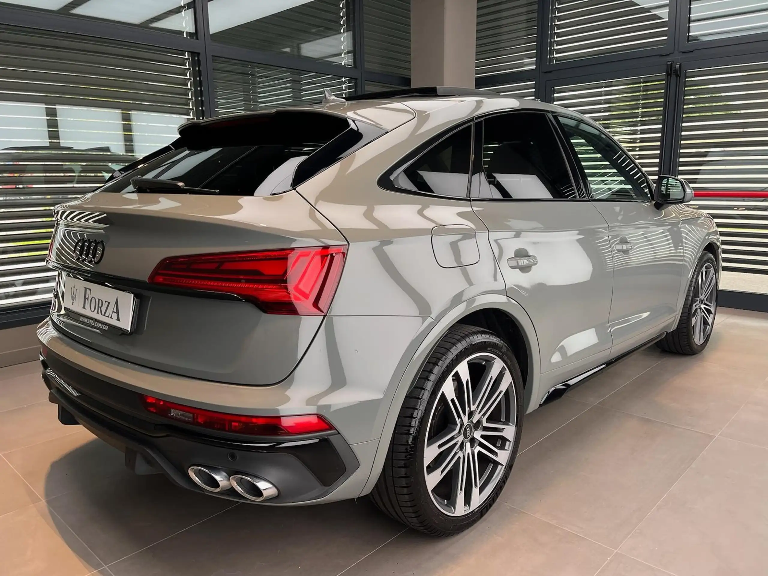 Audi - SQ5