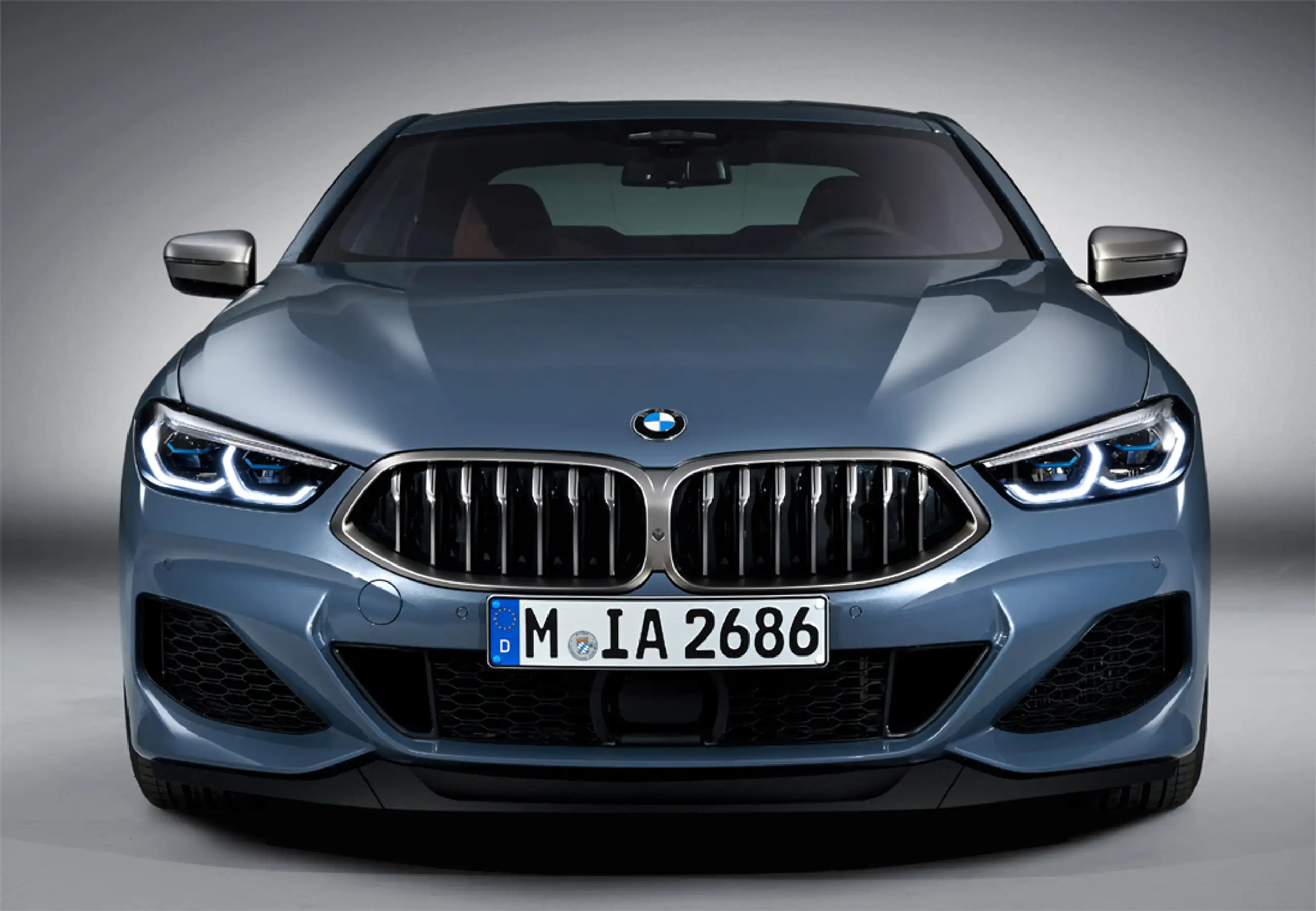 BMW - 840