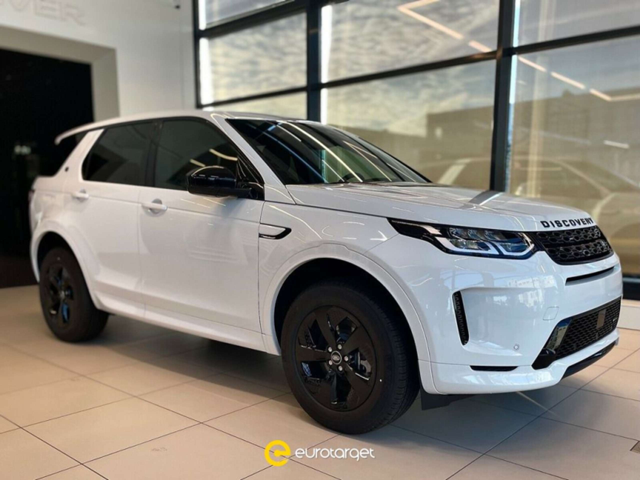 Land Rover Discovery Sport 2021